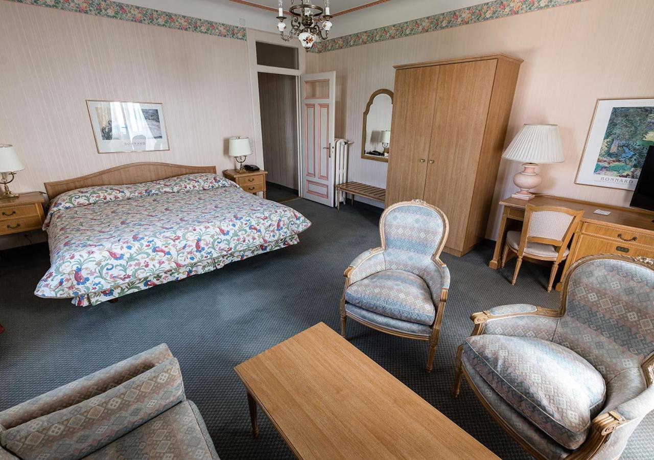 Junior Suite (2 Adults) - Photo 2