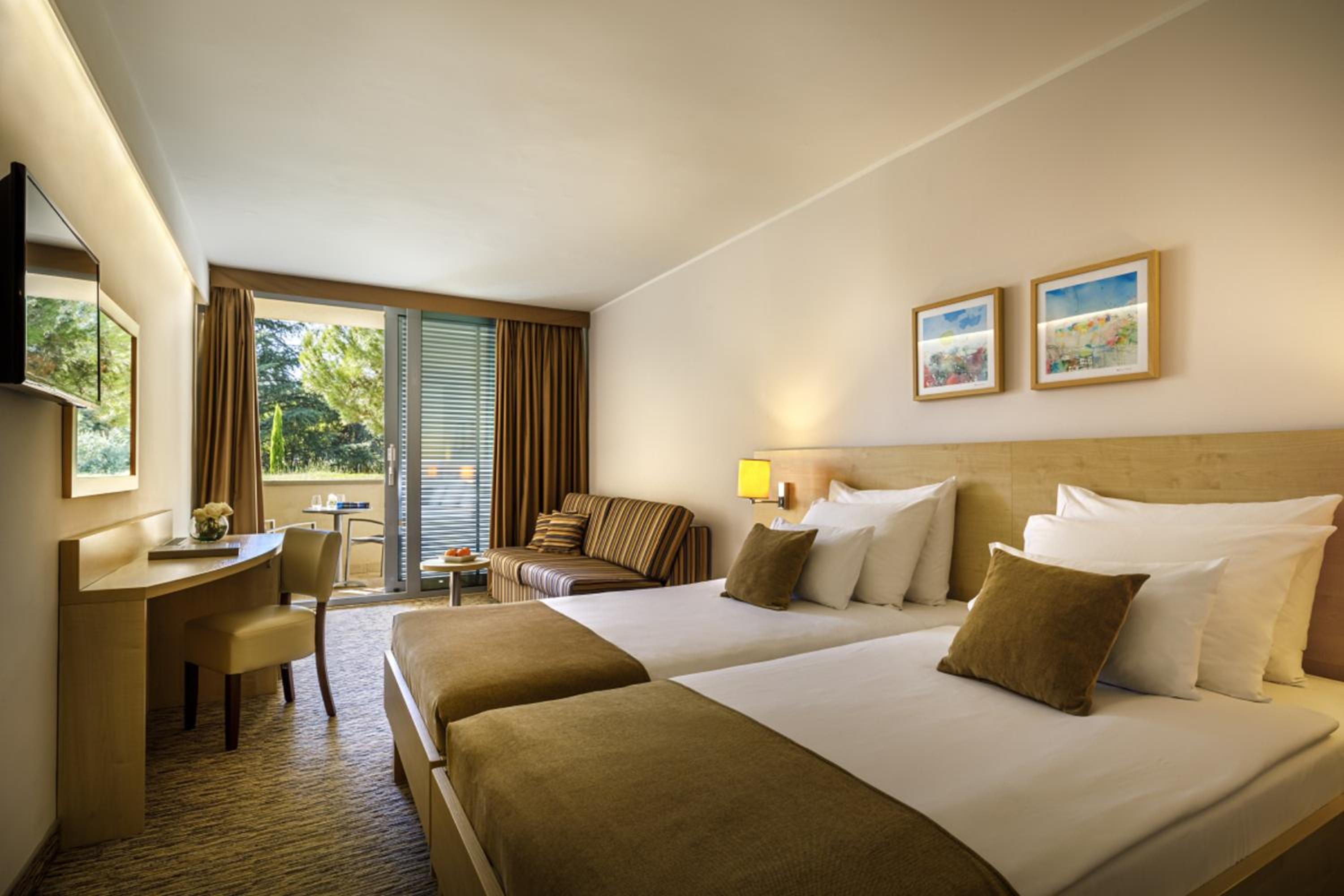 Room for 2+2 - Photo 1