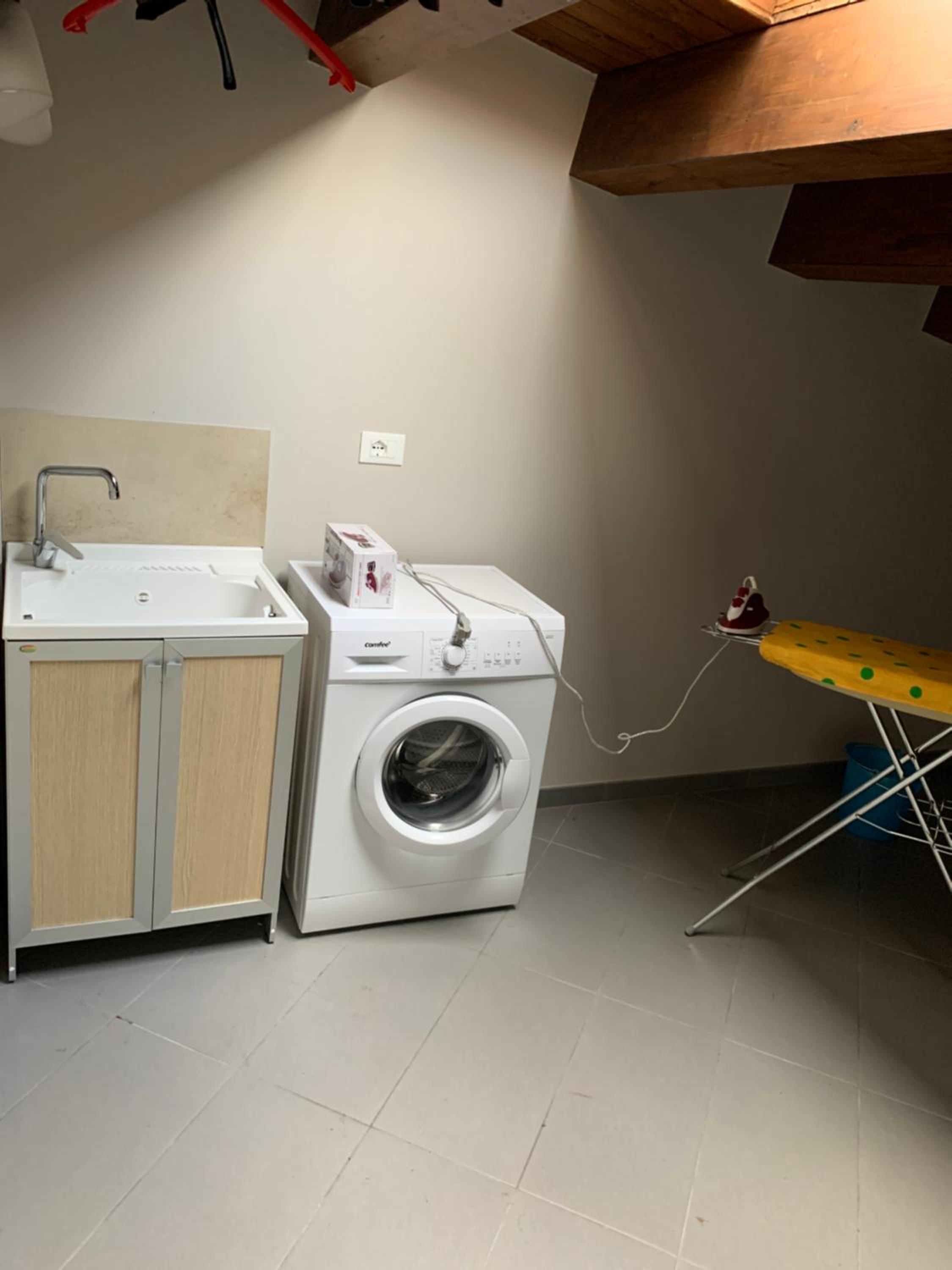 Studio with Balcony - Photo 9