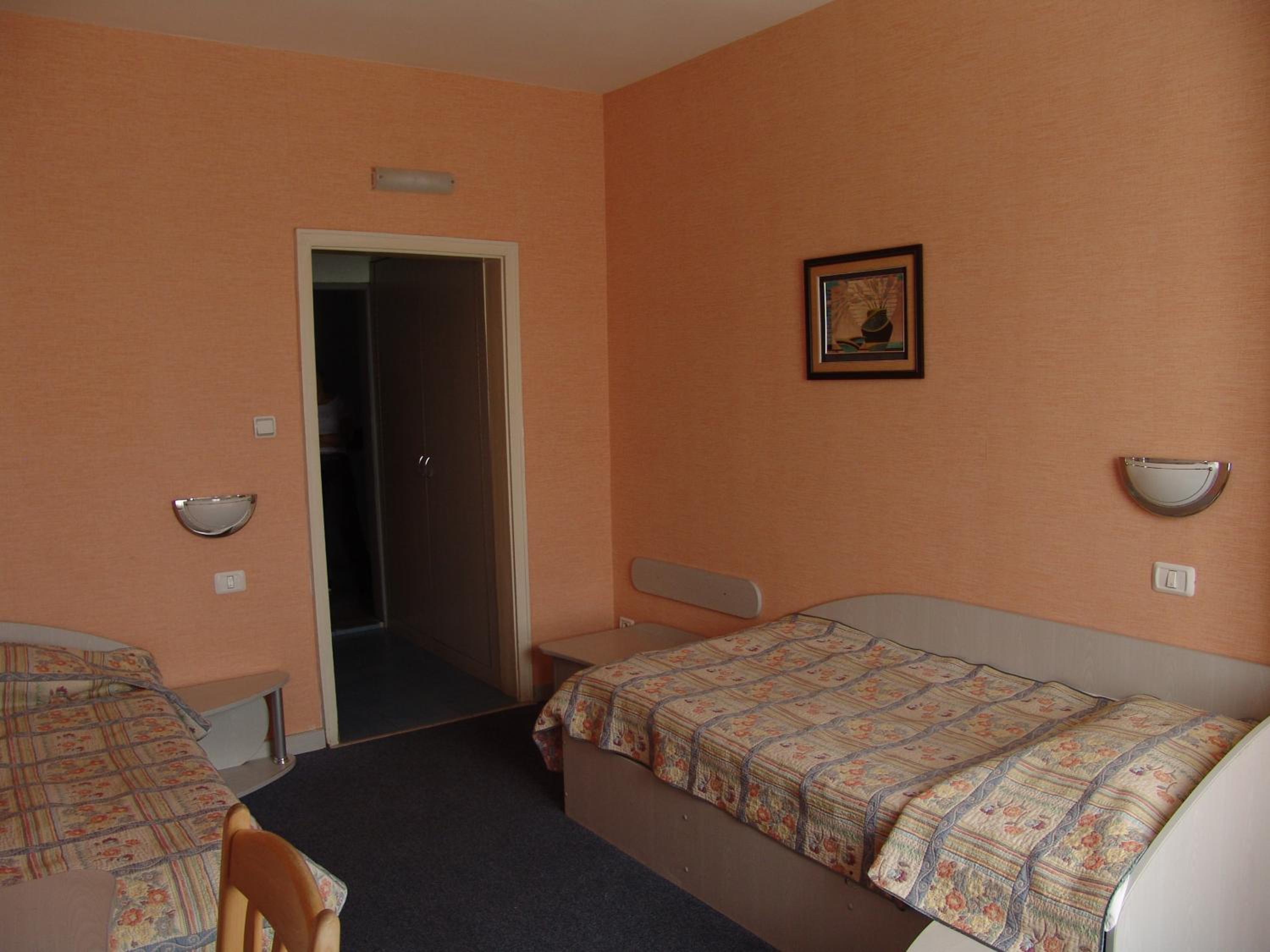 Twin Room photo 1