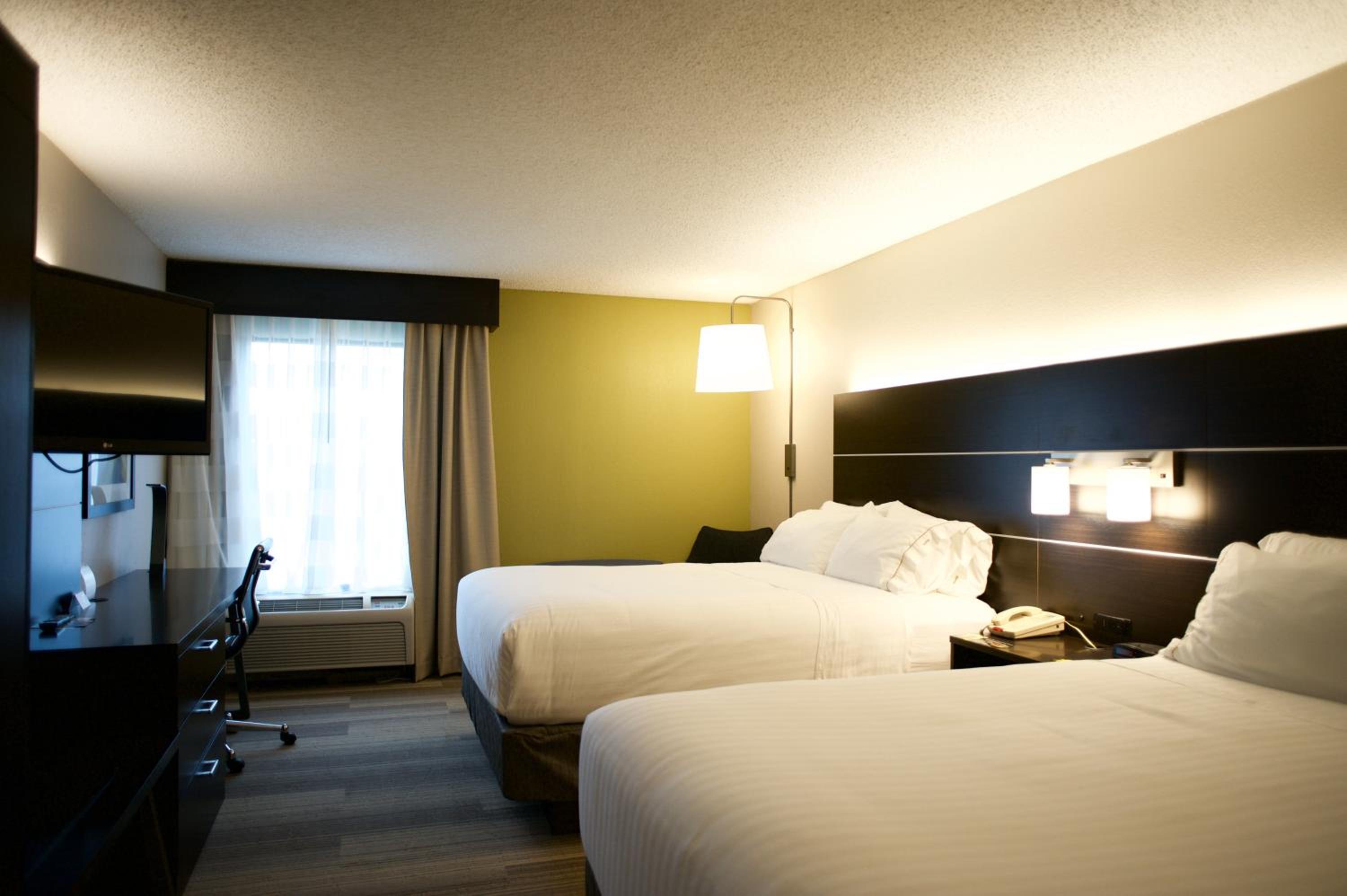 Standard Room - Photo 1