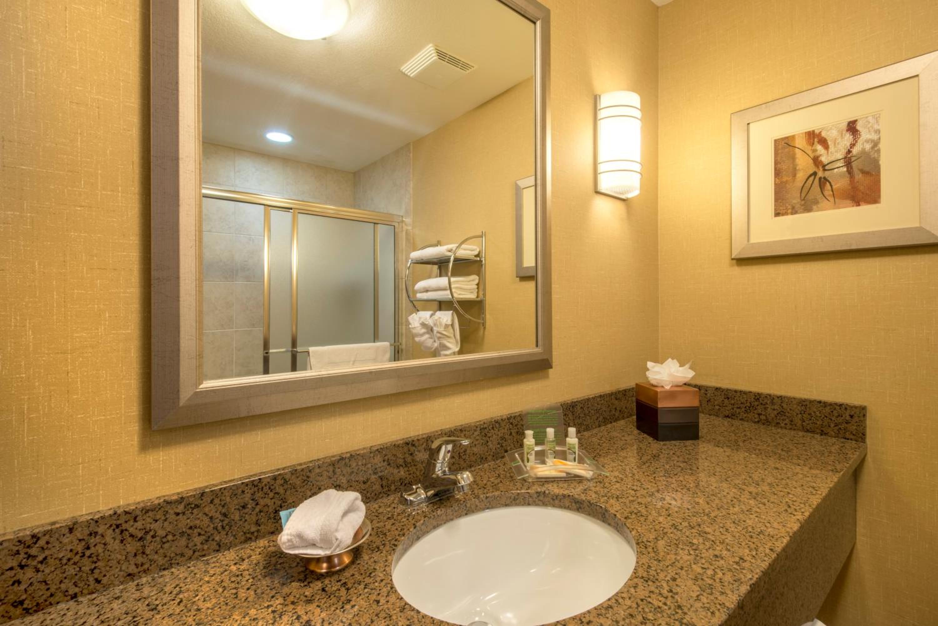 Standard Room - Photo 7