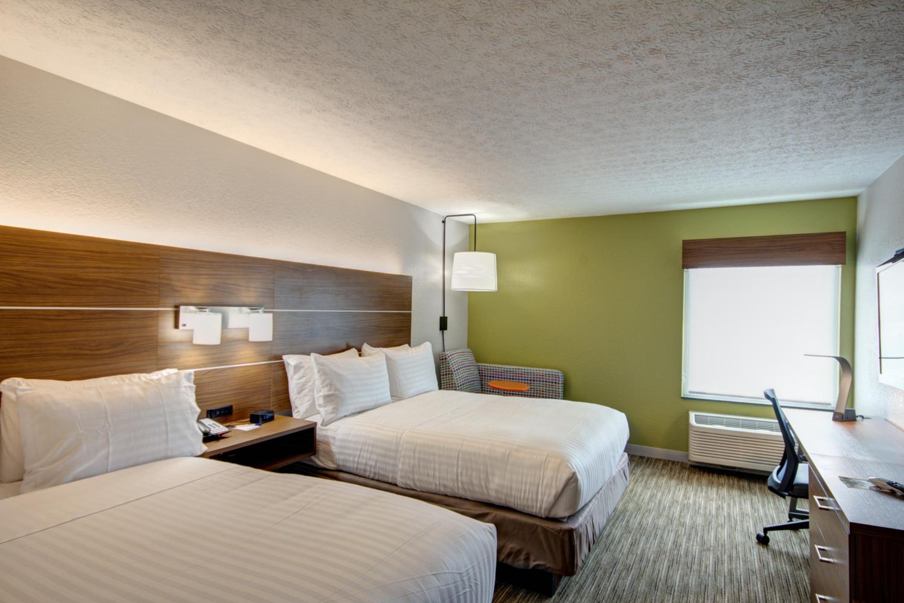 Standard Queen Room with Two Queen Beds - Communications Accessible - Photo 1