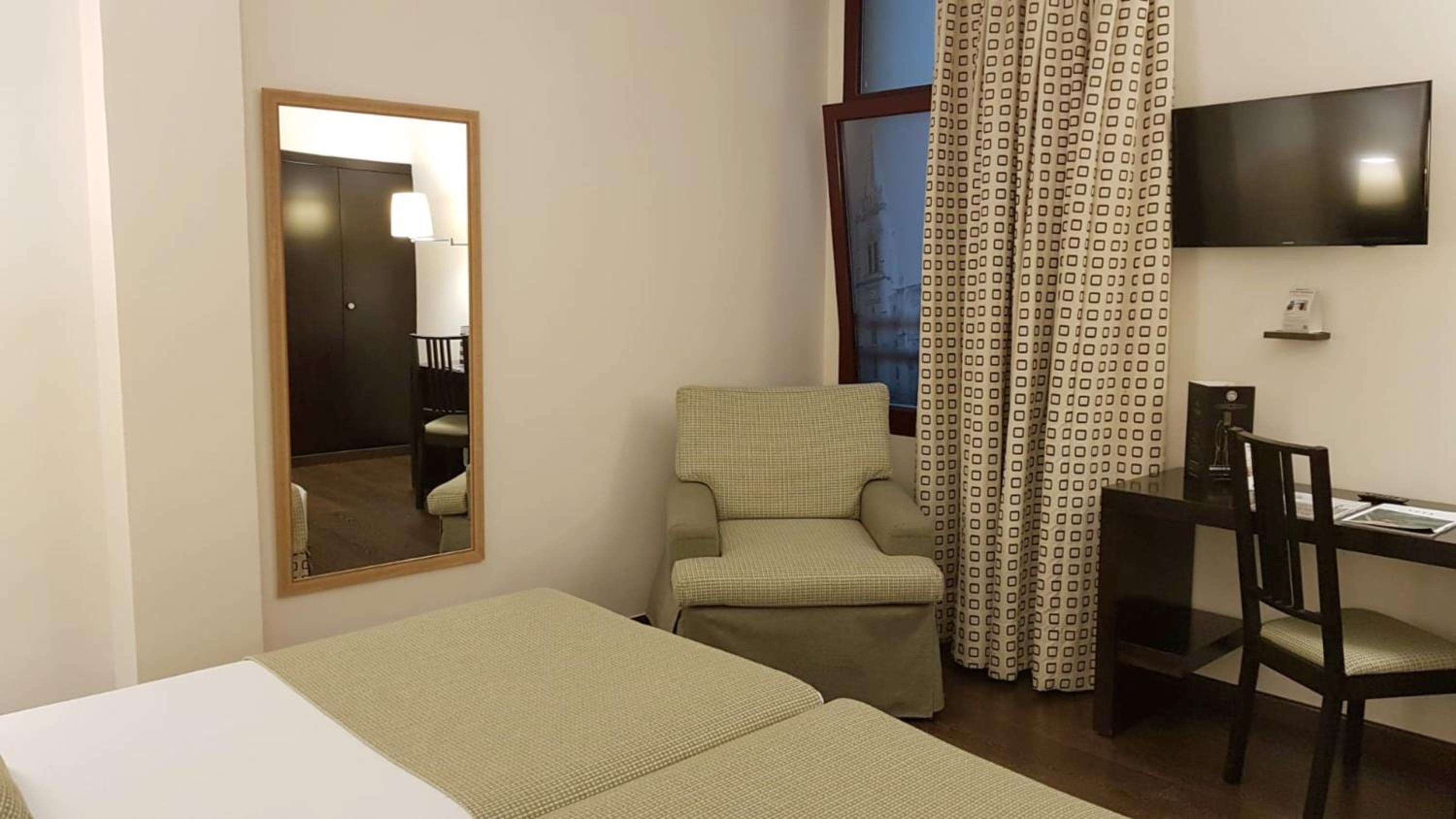 Habitación Doble (2 Adultos + 1 Niño)