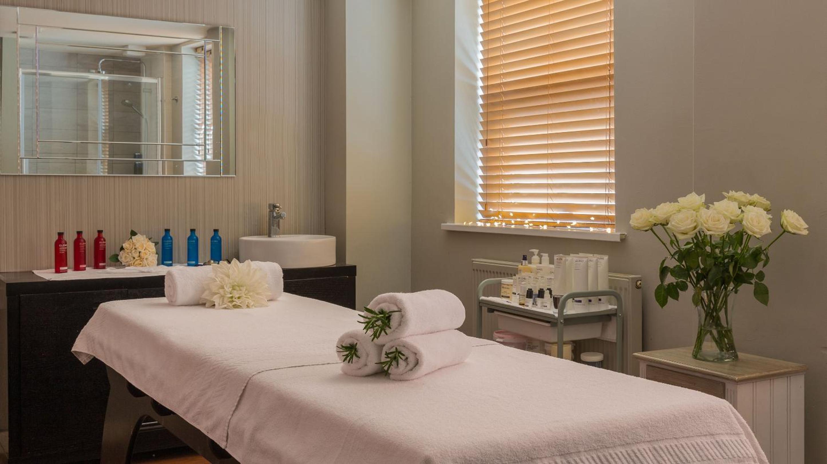 Classic Triple Room - Spa Package photo 2