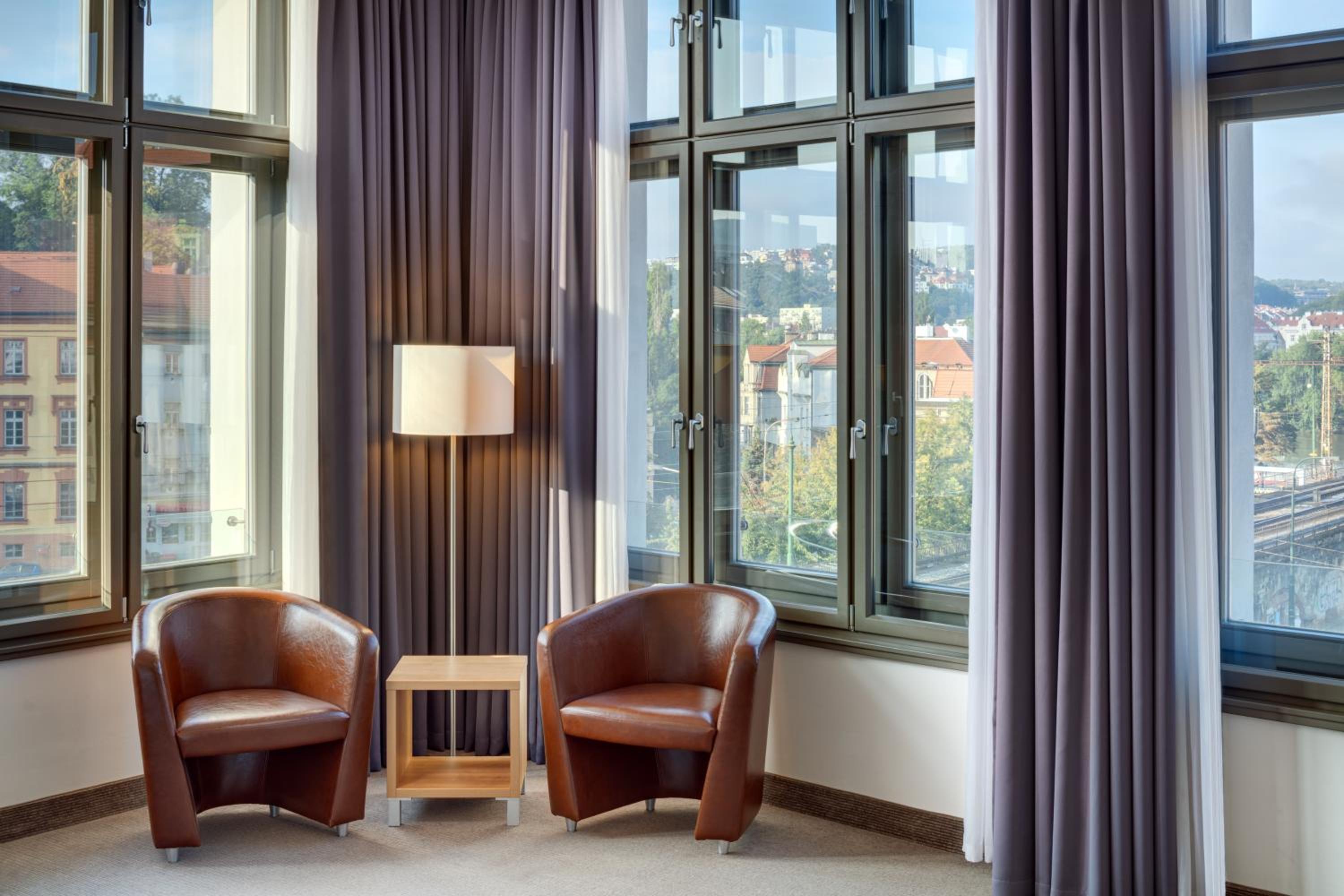 Superior Double or Twin Room thumbnail 5