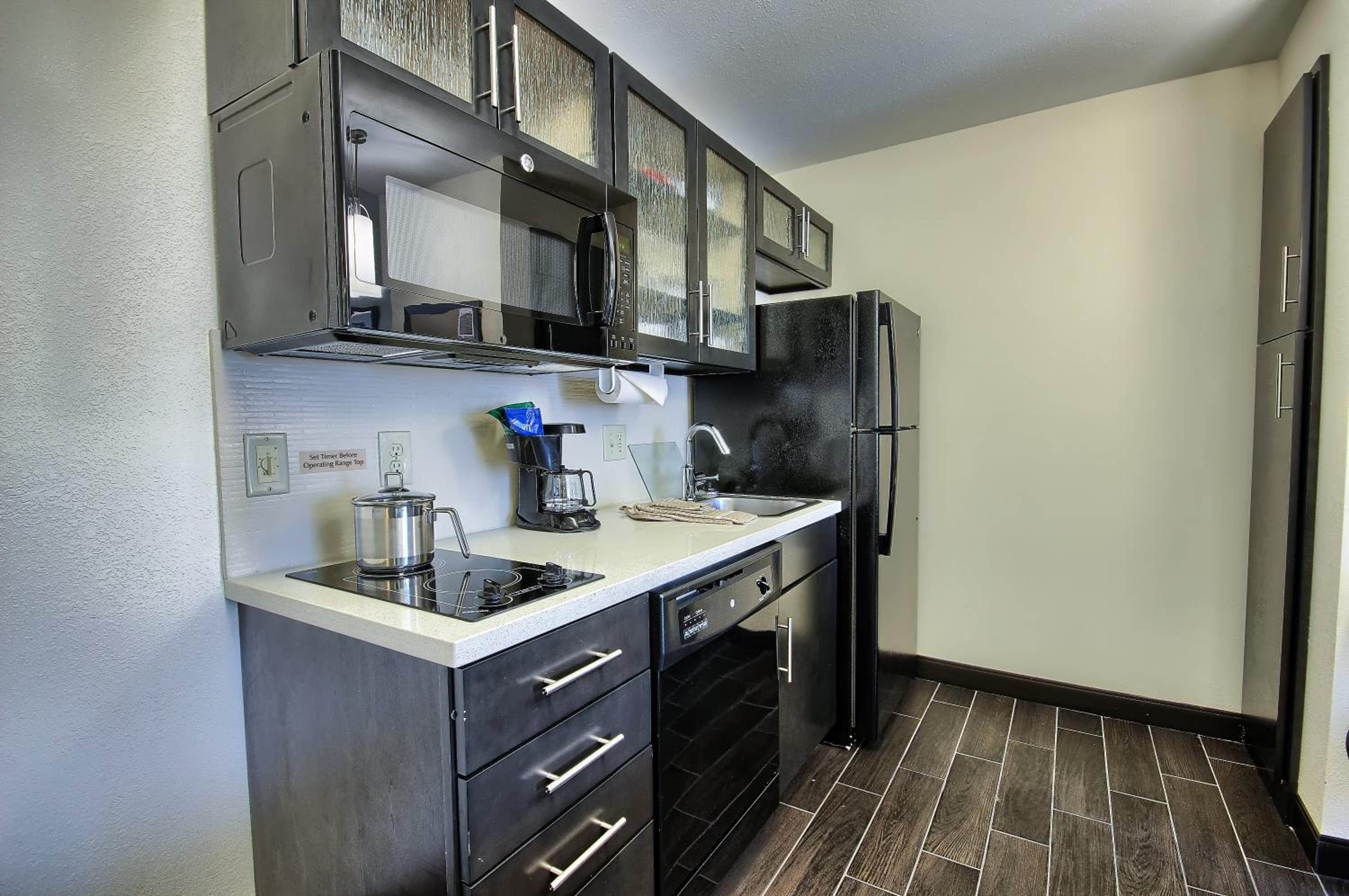 One-Bedroom King Suite