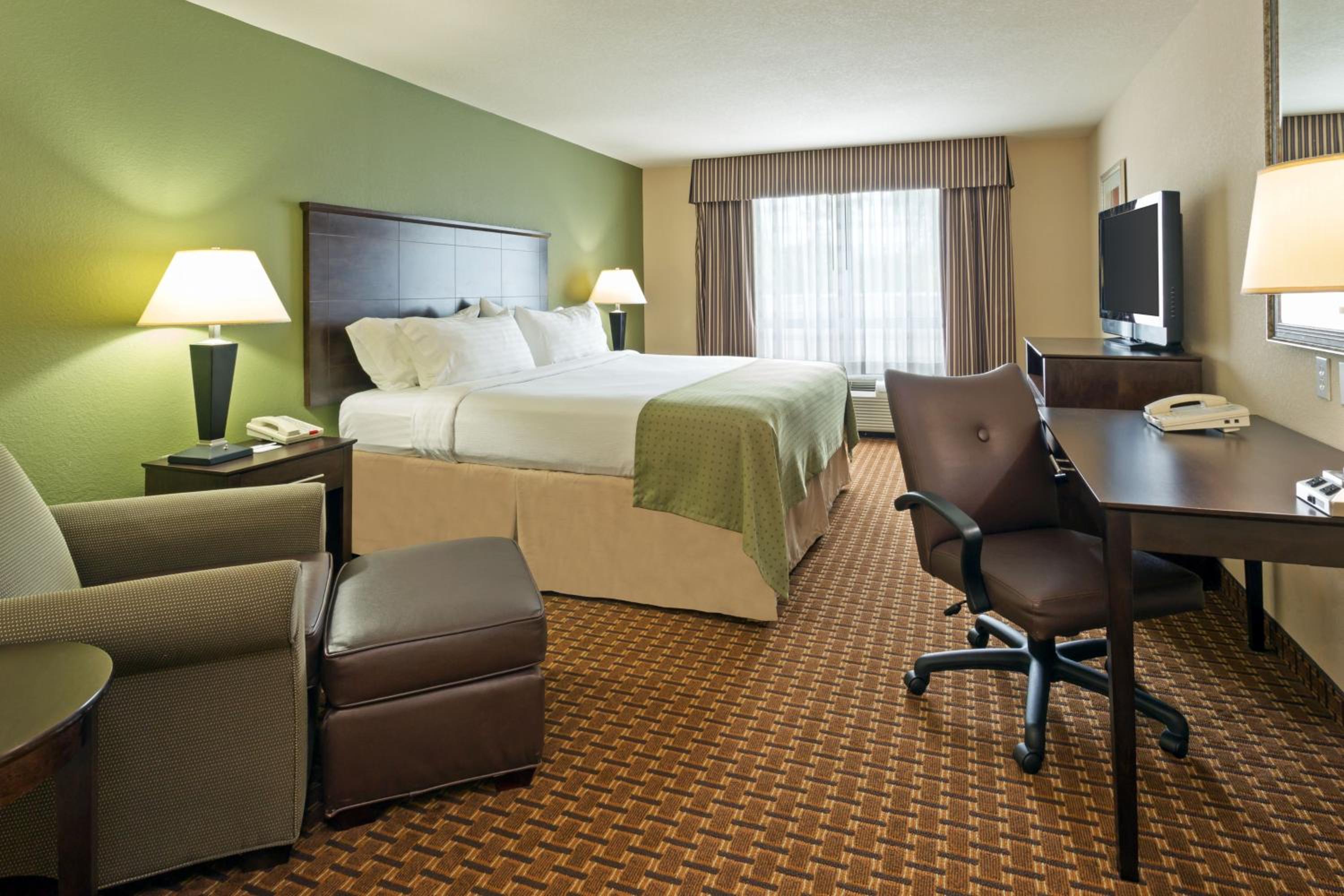Standard Room - Photo 1