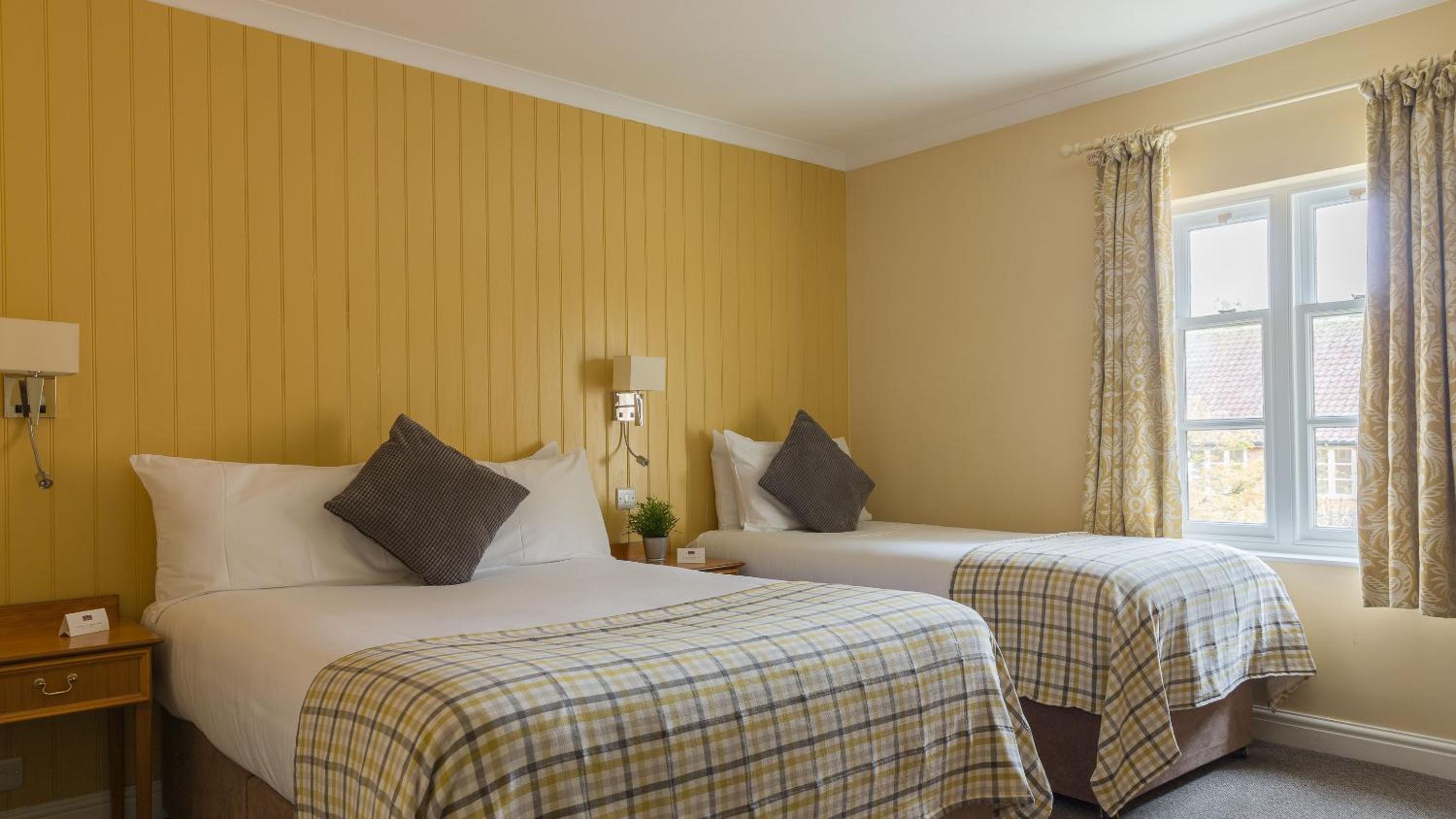Superior Double or Twin Room - Photo 1