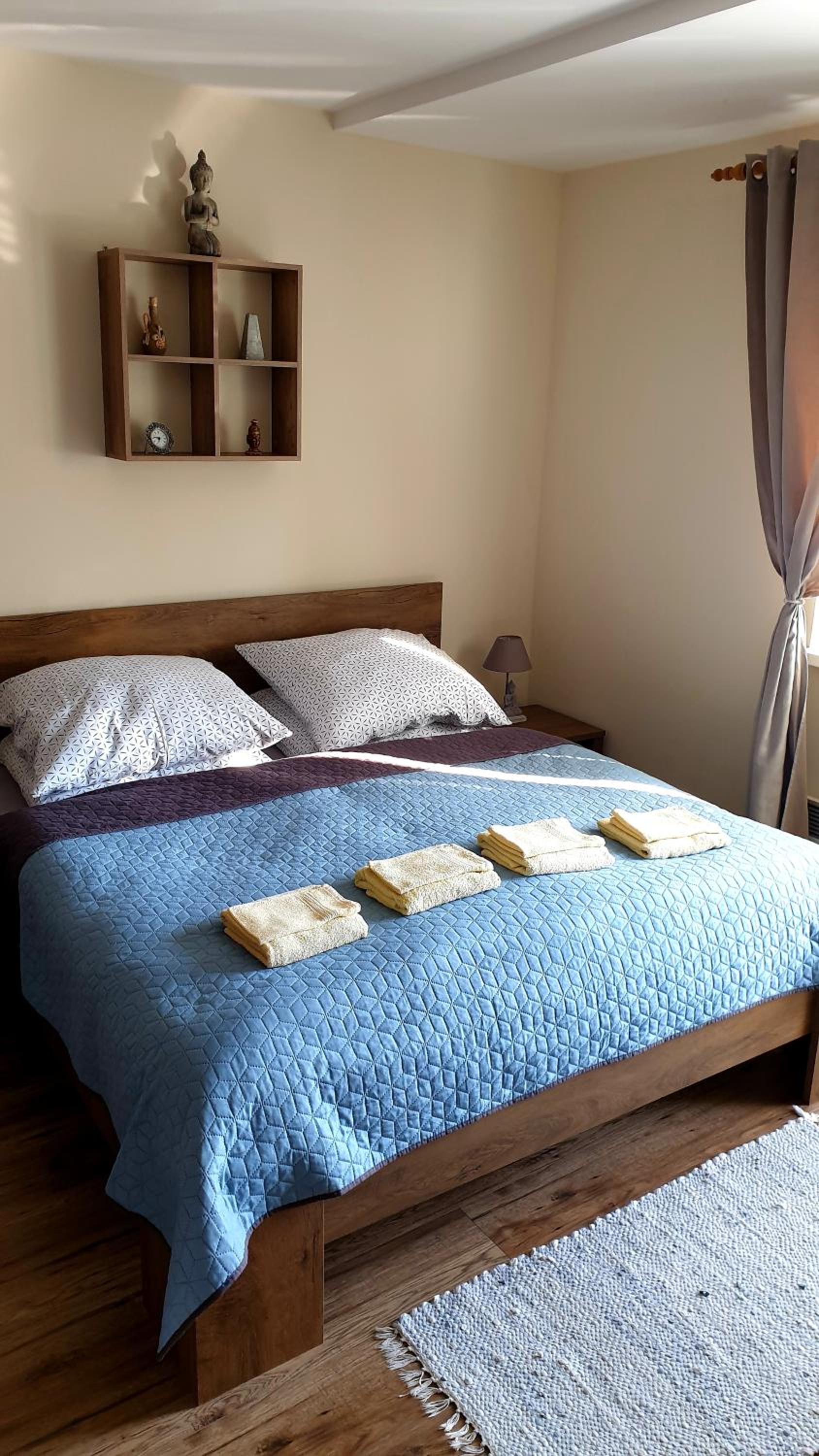 One-Bedroom Apartment - Photo 36