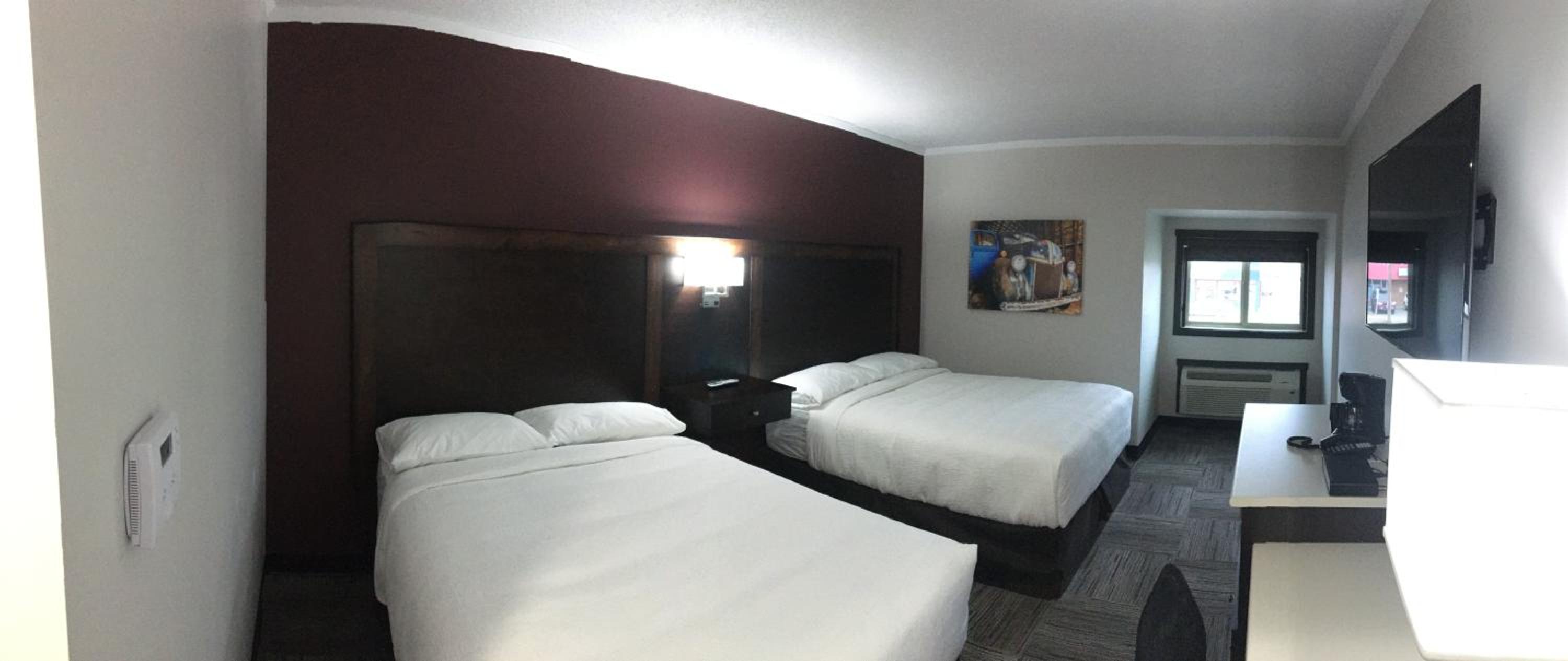 Deluxe Queen Room - Photo 1
