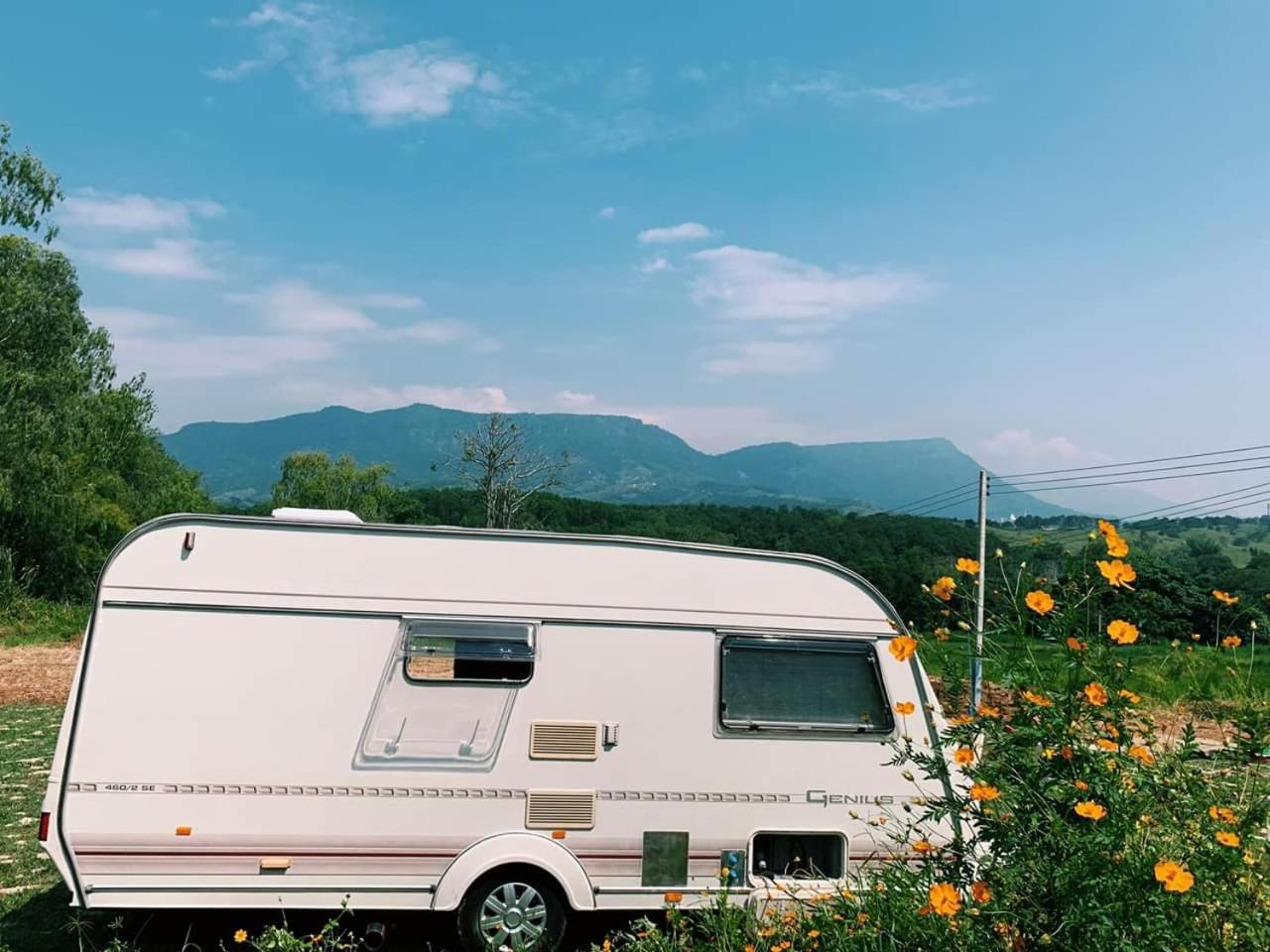 Caravan - Photo 9