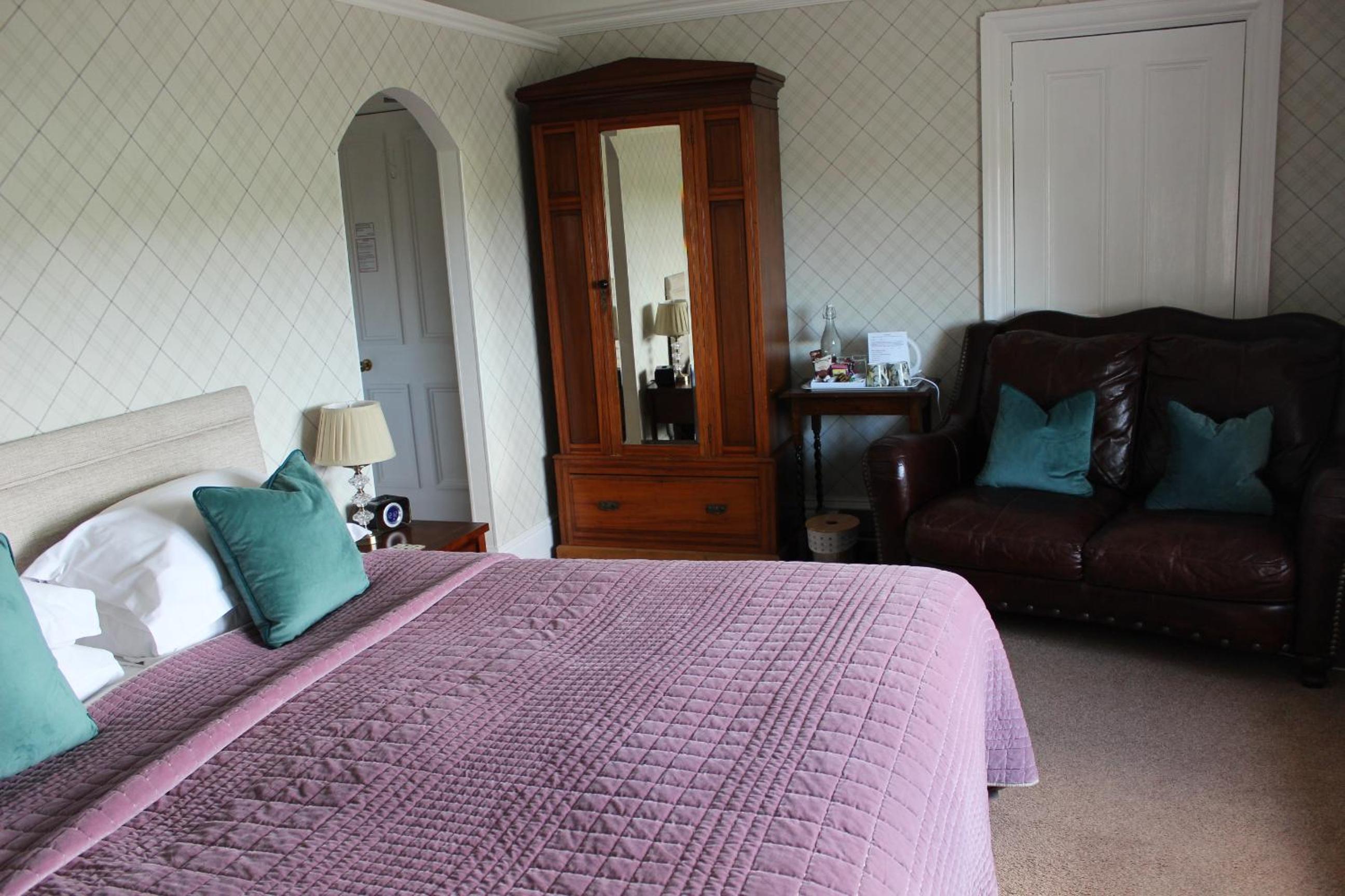 Superior Double or Twin Room photo 2