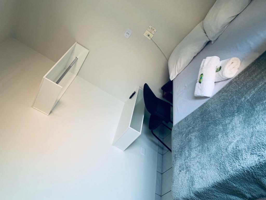 Large Twin Room photo 2