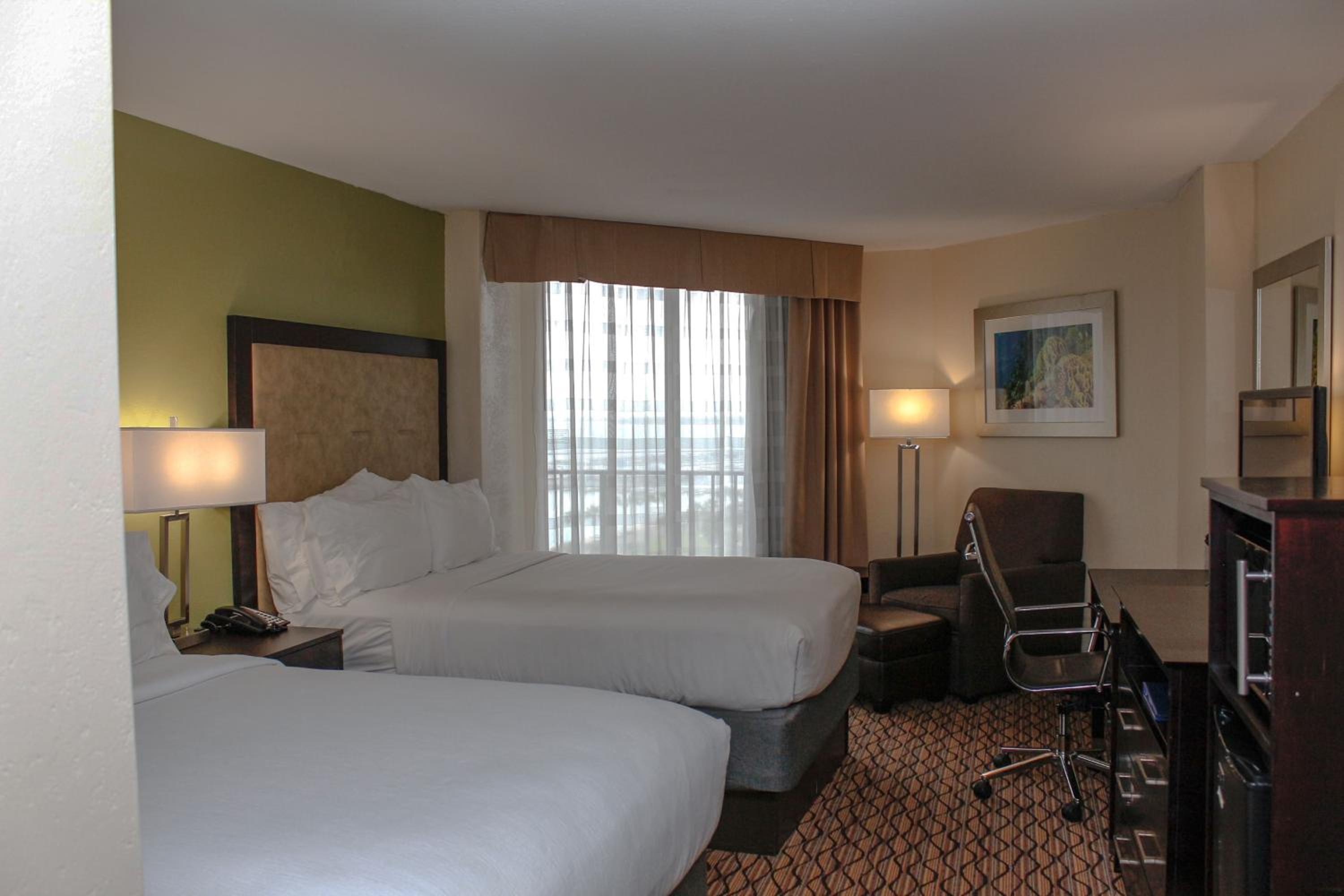 Double Room with Two Double Beds with Ocean View photo 3