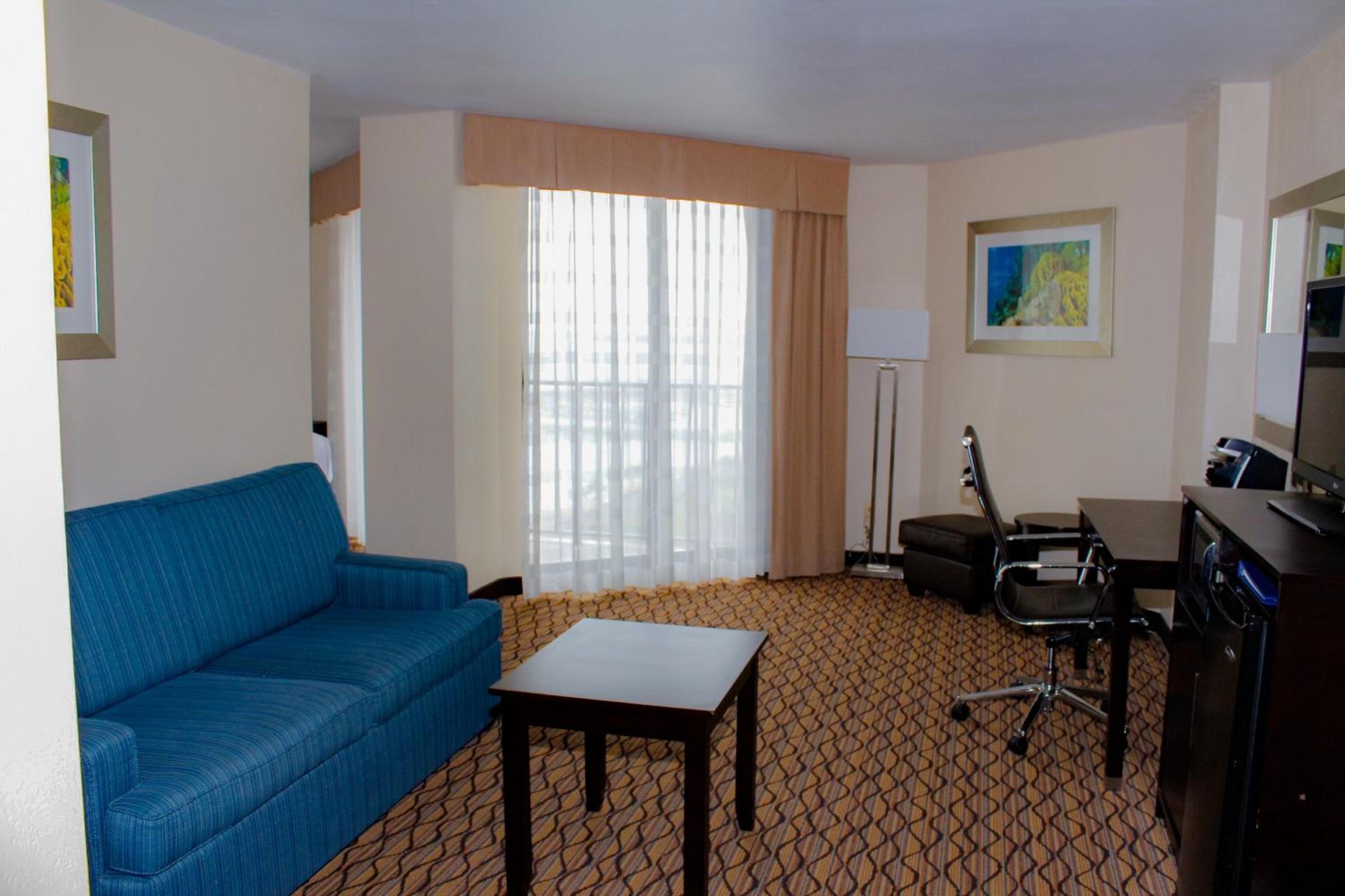 Superior King Room with Ocean View photo 2