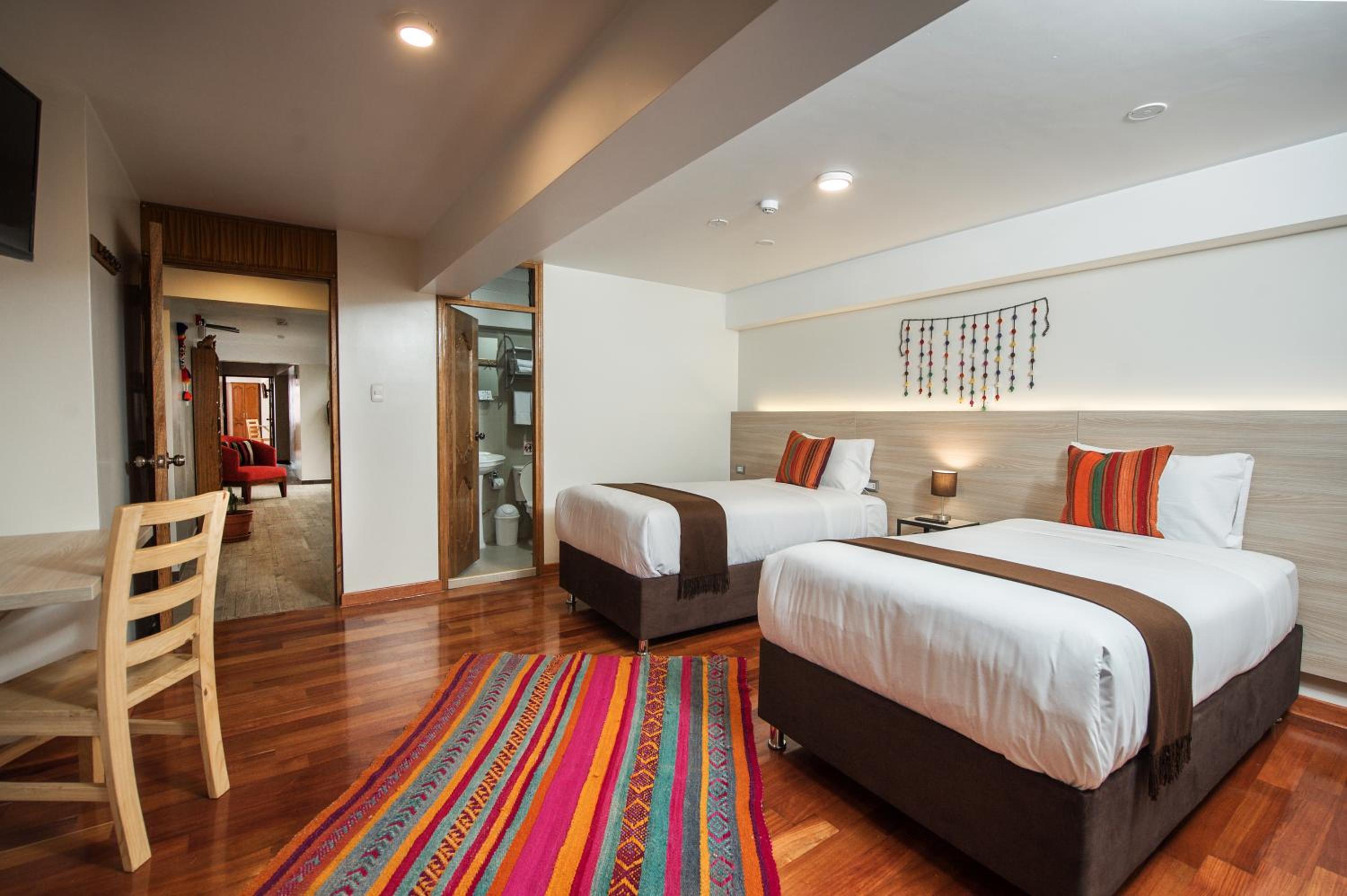 Twin Room - Photo 8