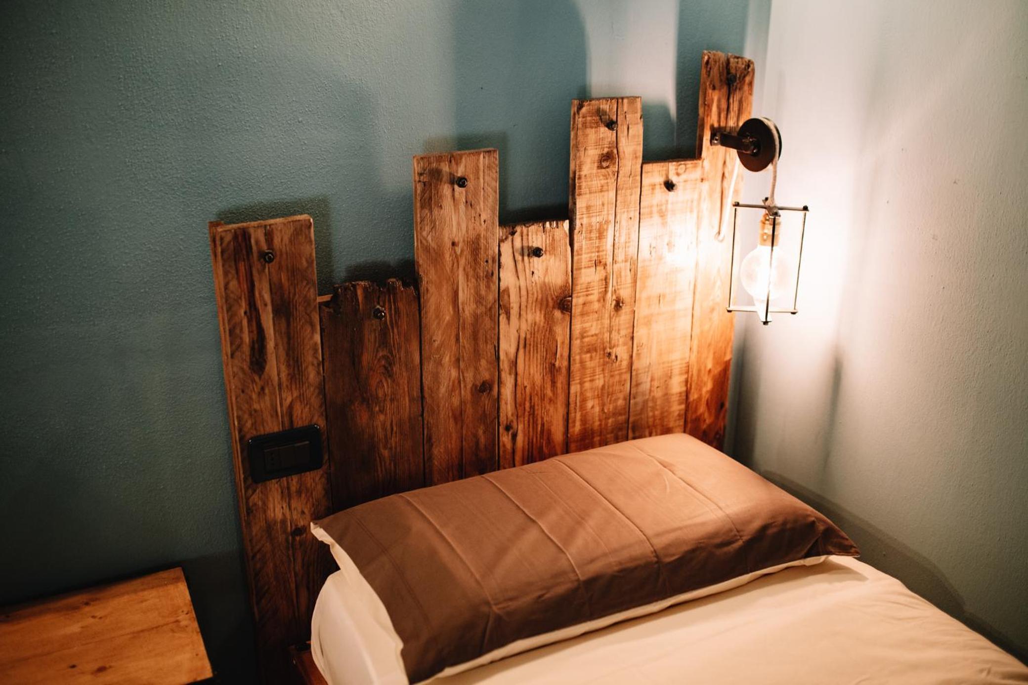 Twin Room with Private Bathroom photo 1