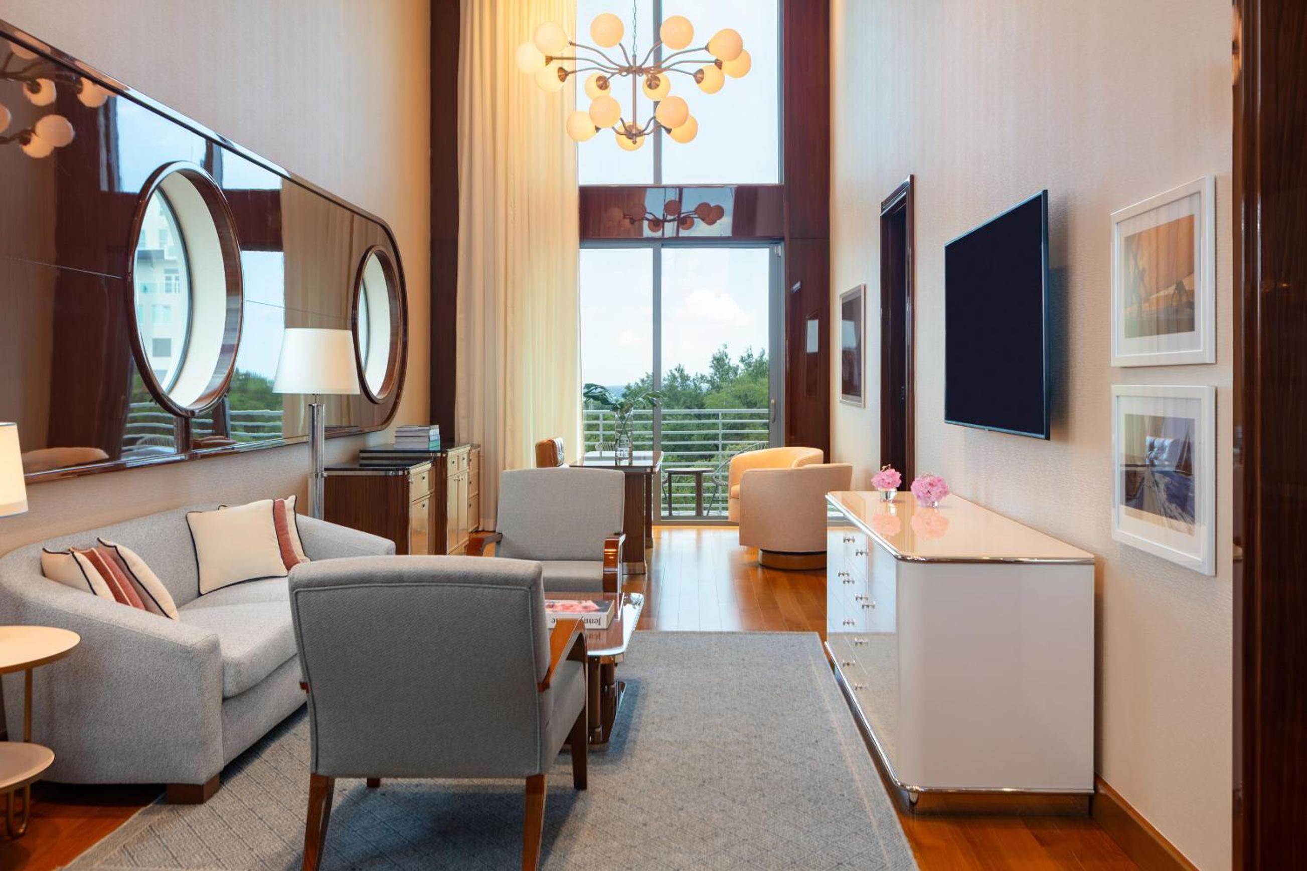 Presidential Suite (Non Smoking)