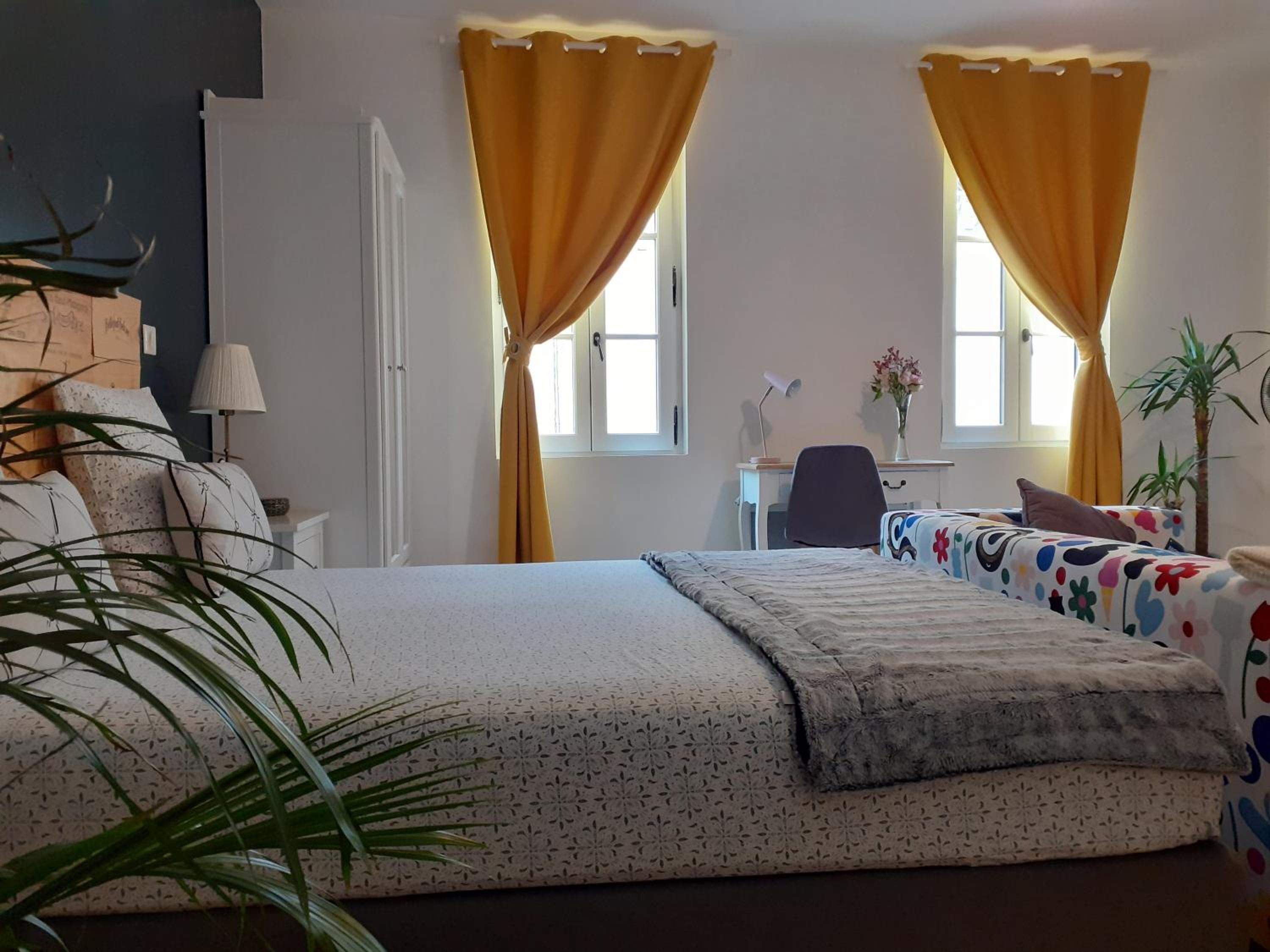 One-Bedroom Apartment - Photo 21