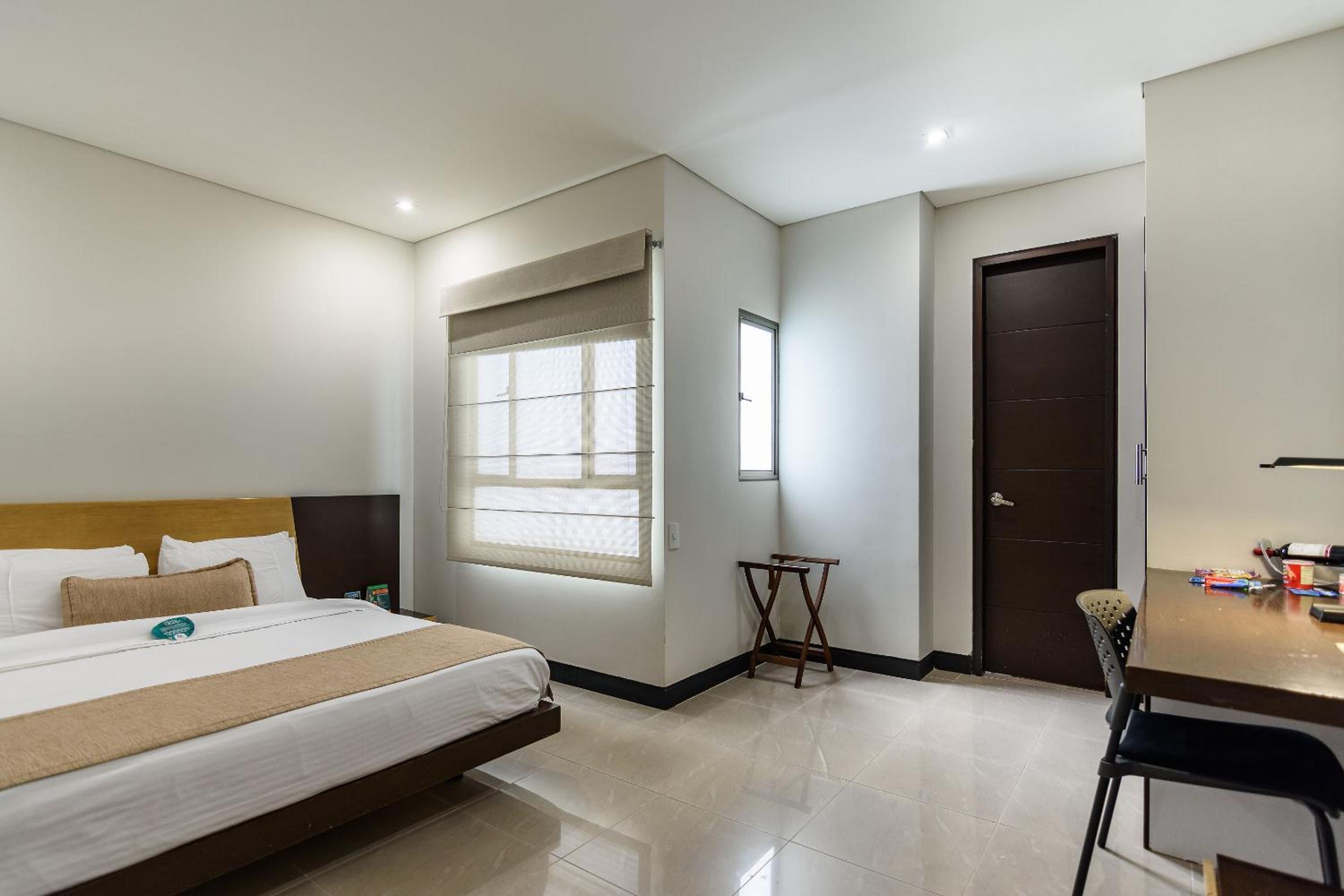 Double Room - Photo 2