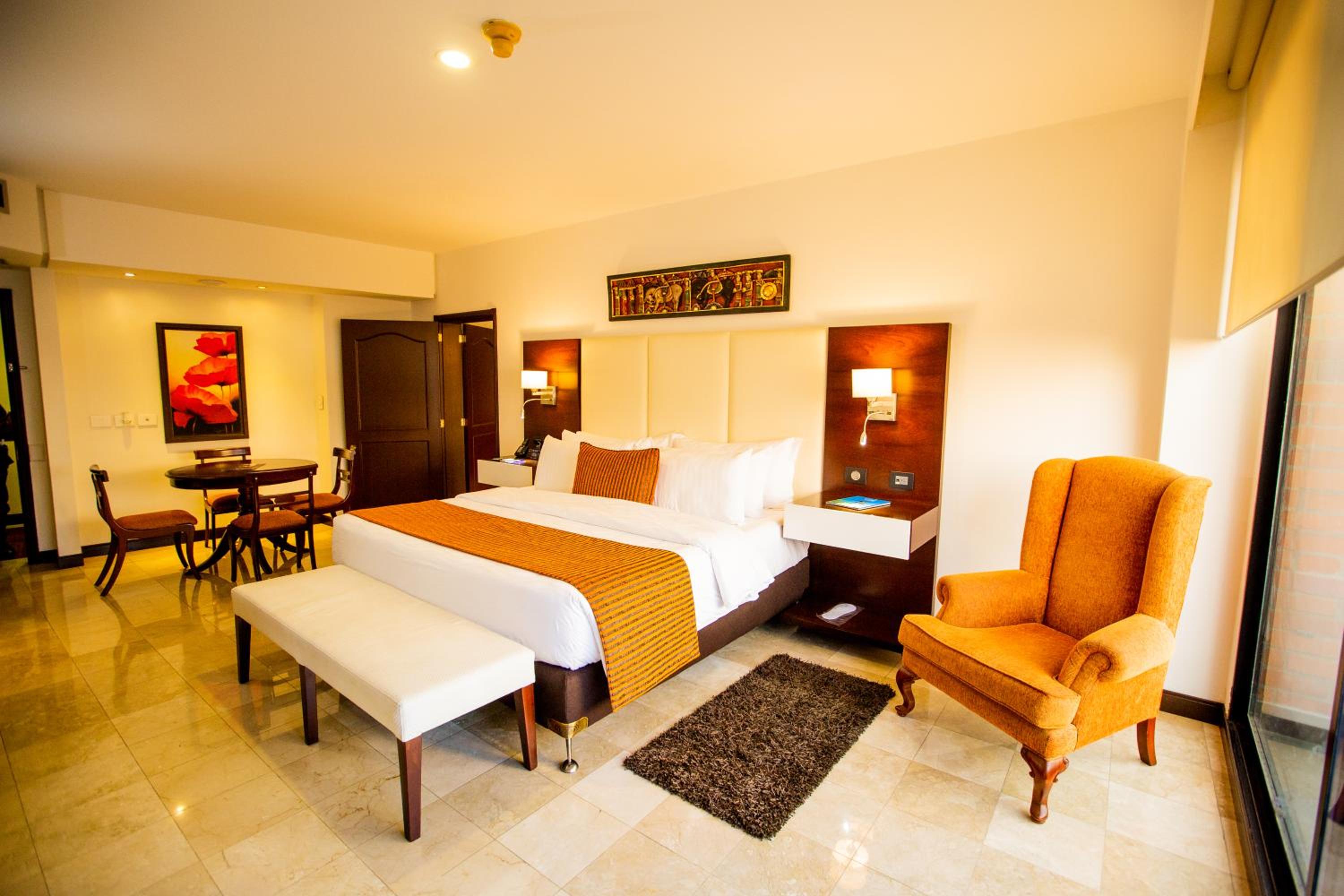 King Suite With Balcony photo 1