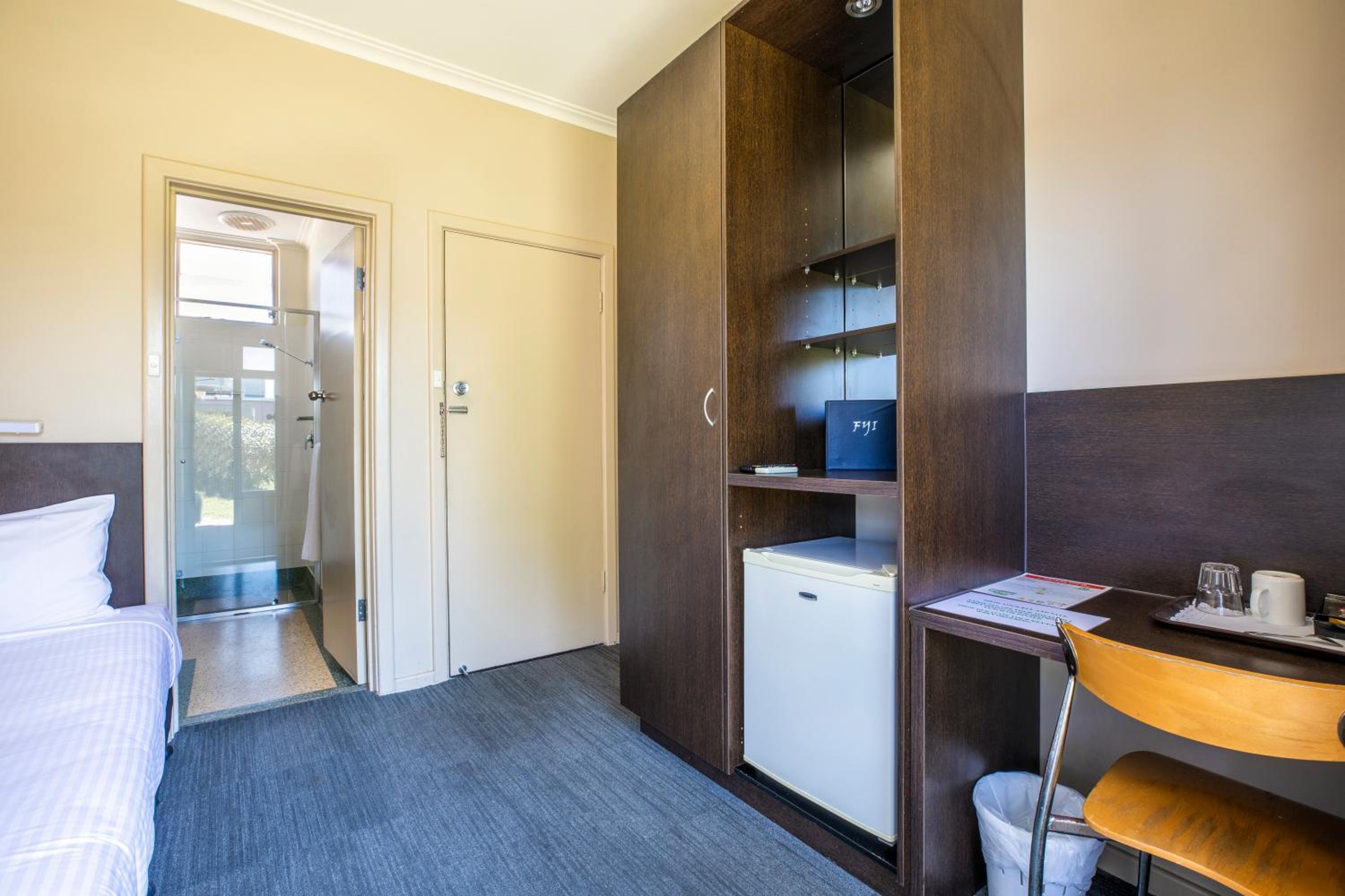 Compact Single Room
