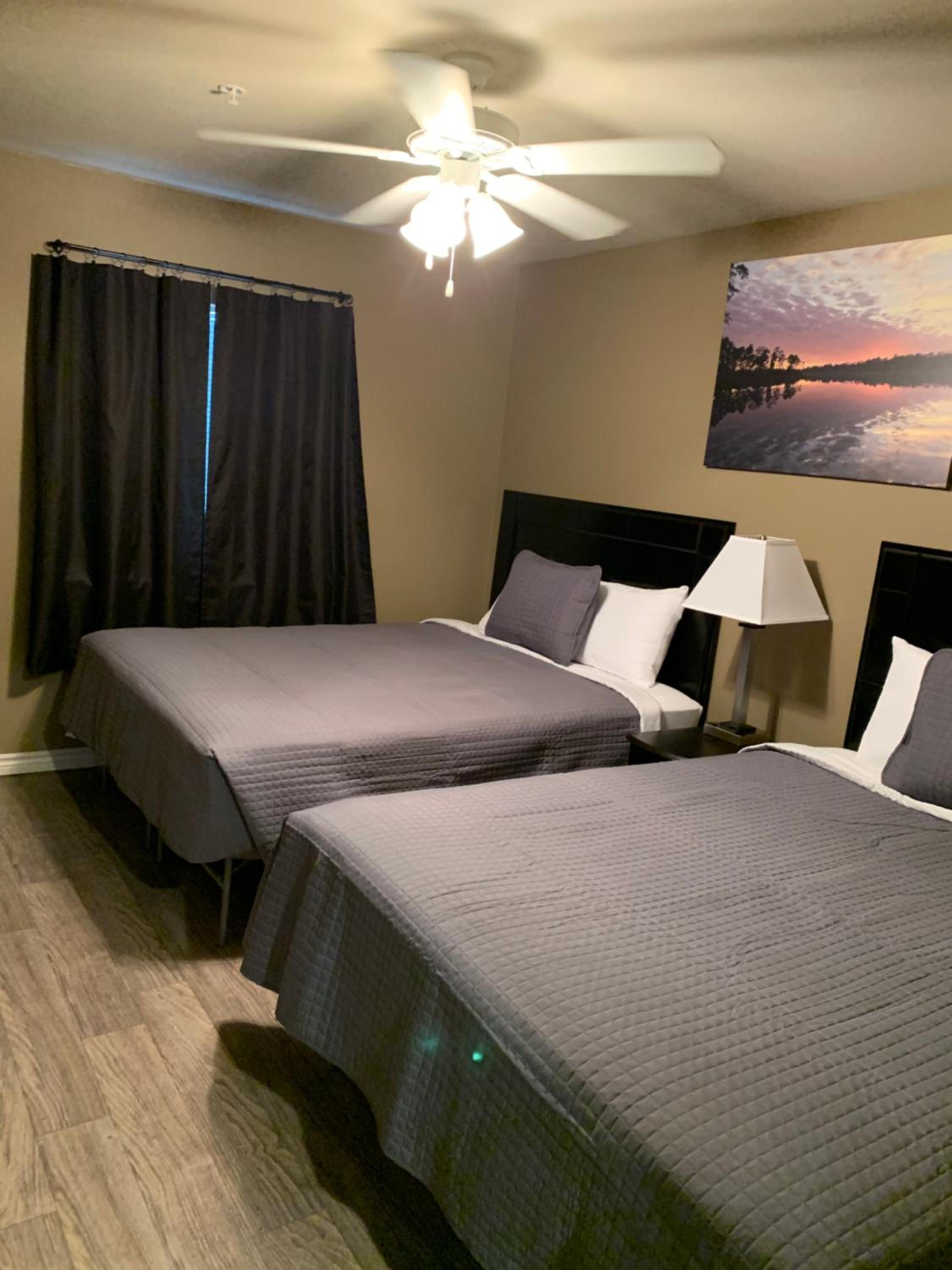 One-Bedroom Suite with Two Queen Beds, Non-Smoking - Photo 9