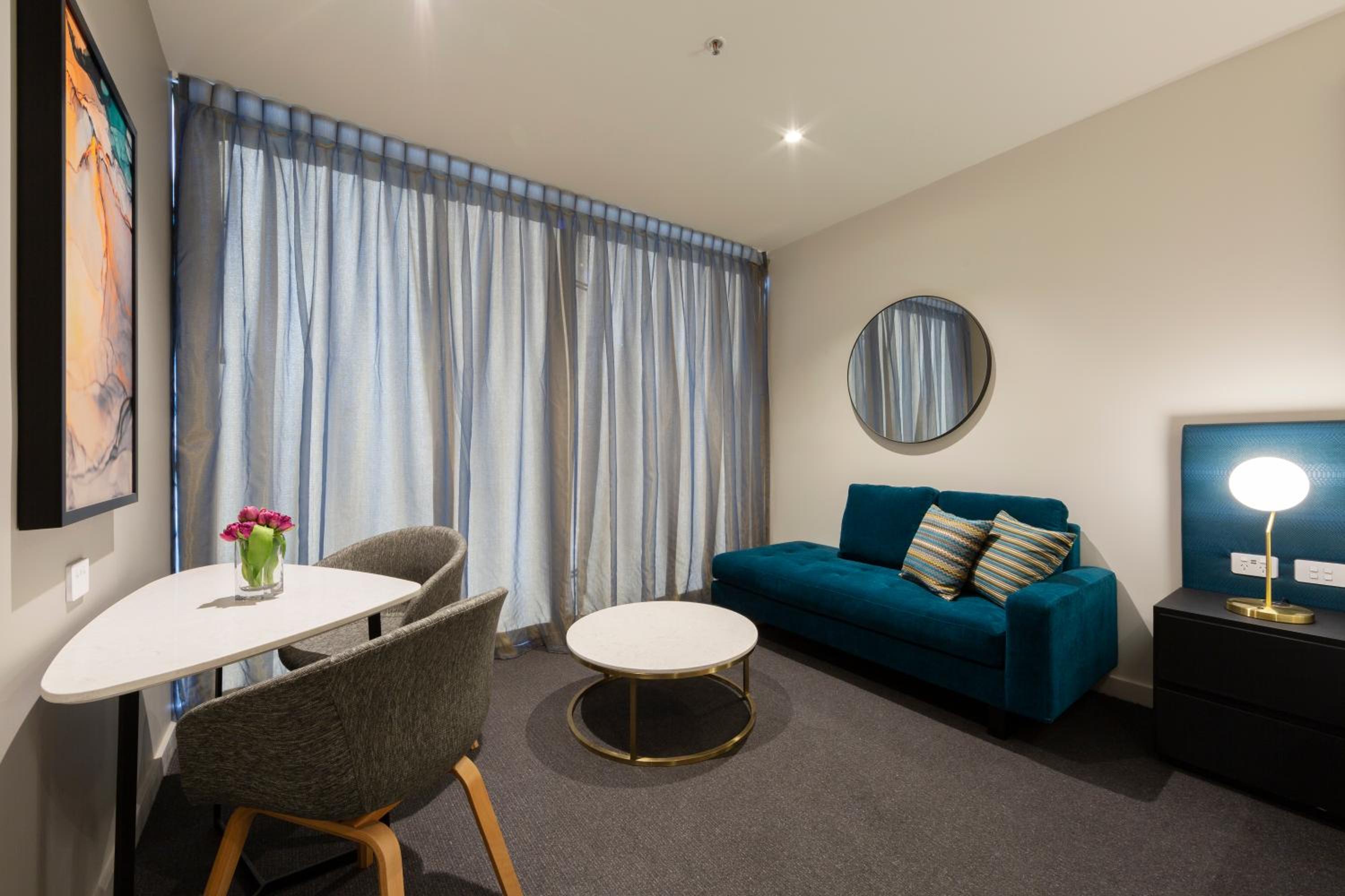 Superior King Room - Photo 6