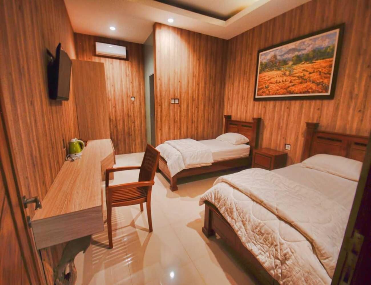 Deluxe Twin Room - Photo 1