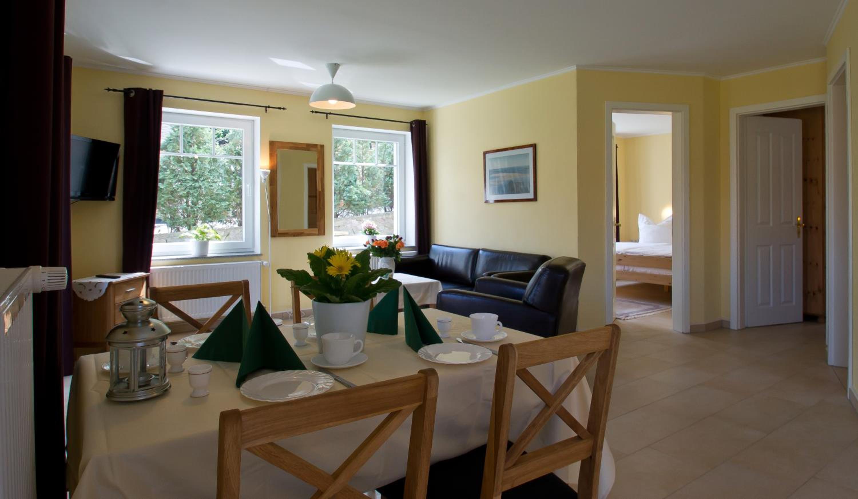 Two-Bedroom Apartment with Terrace photo 3