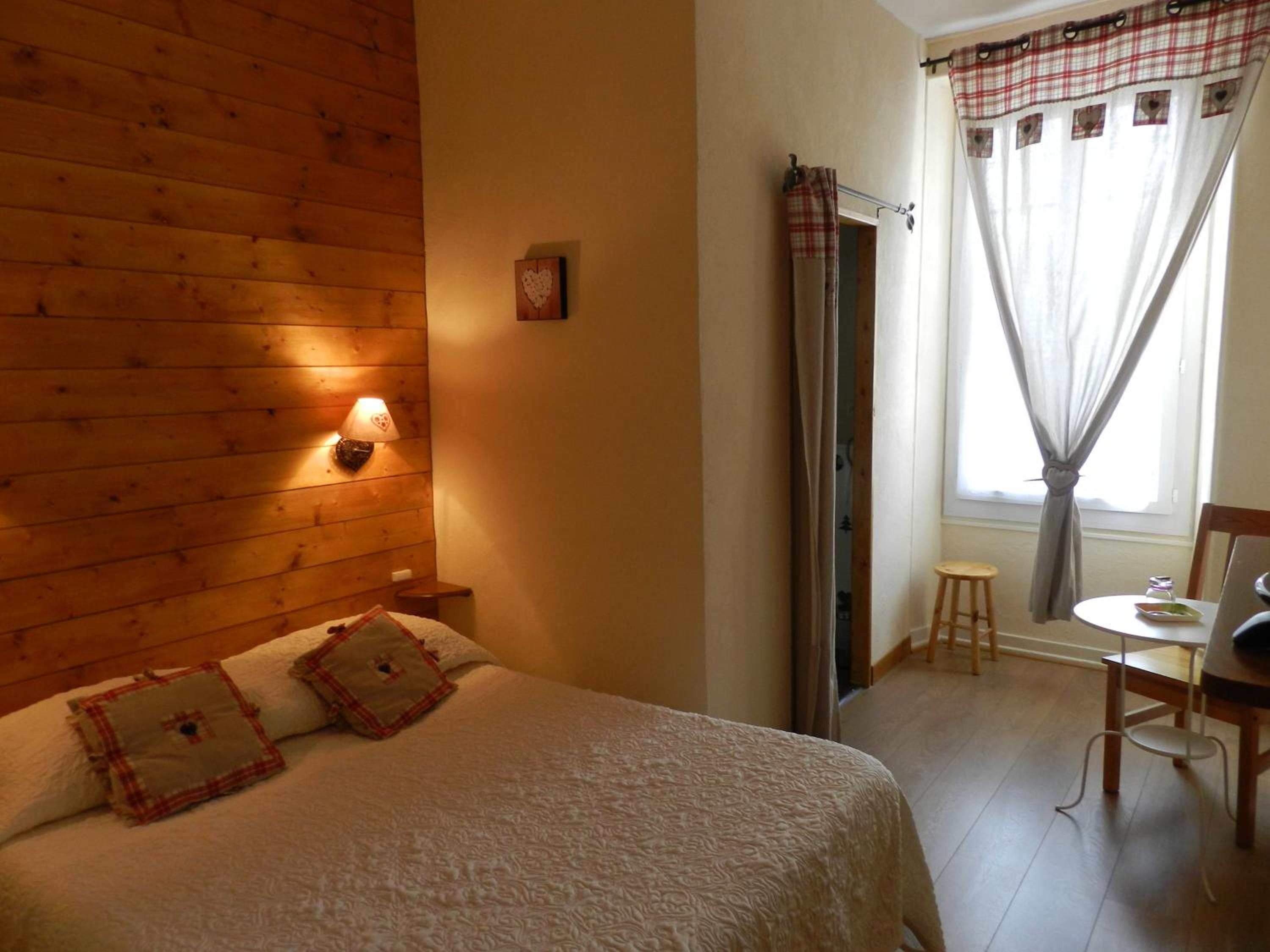 Double Room With Shower photo 2