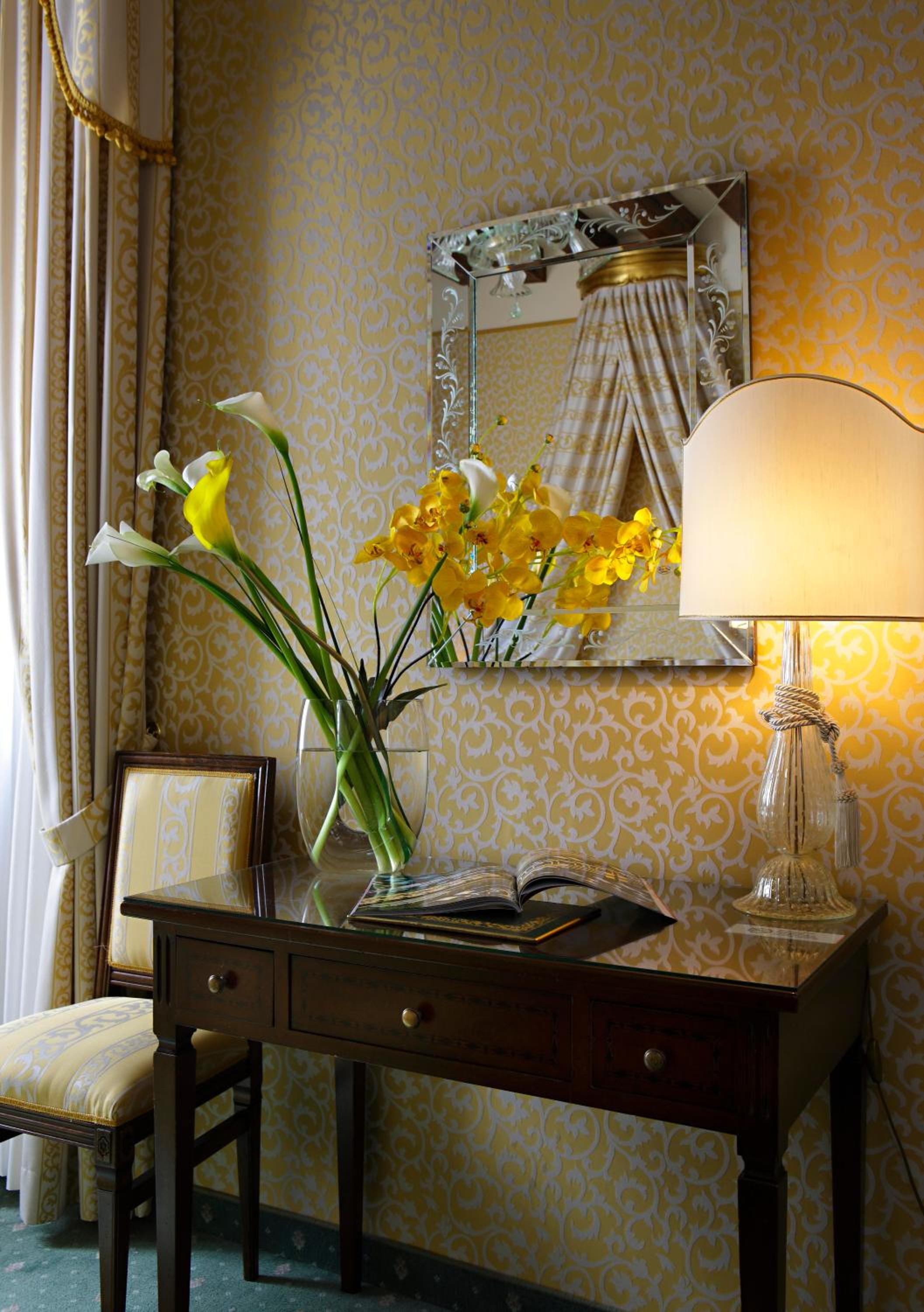Junior Suite with Canal View photo 3