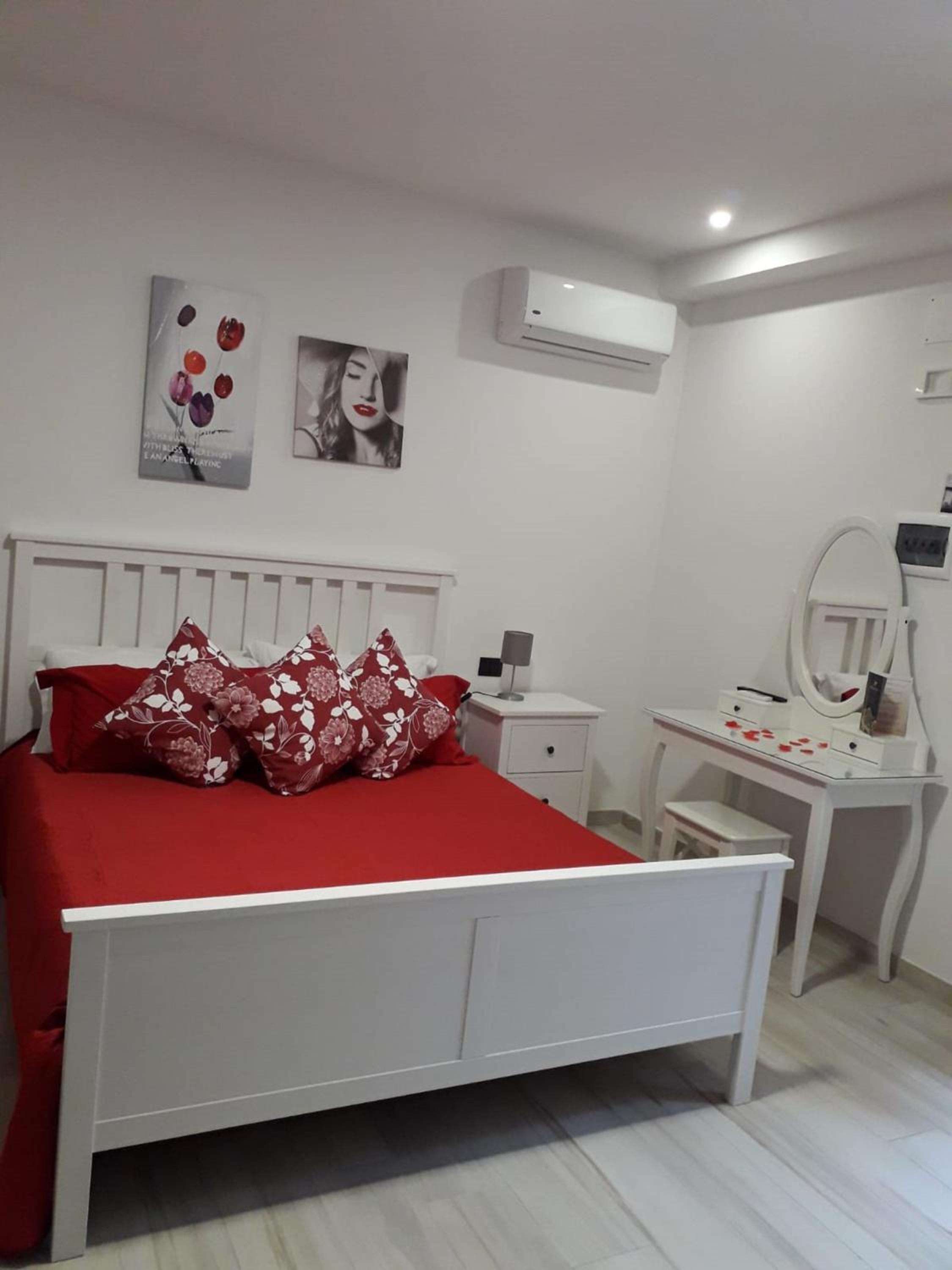 Junior Suite with jacuzzi - Photo 14