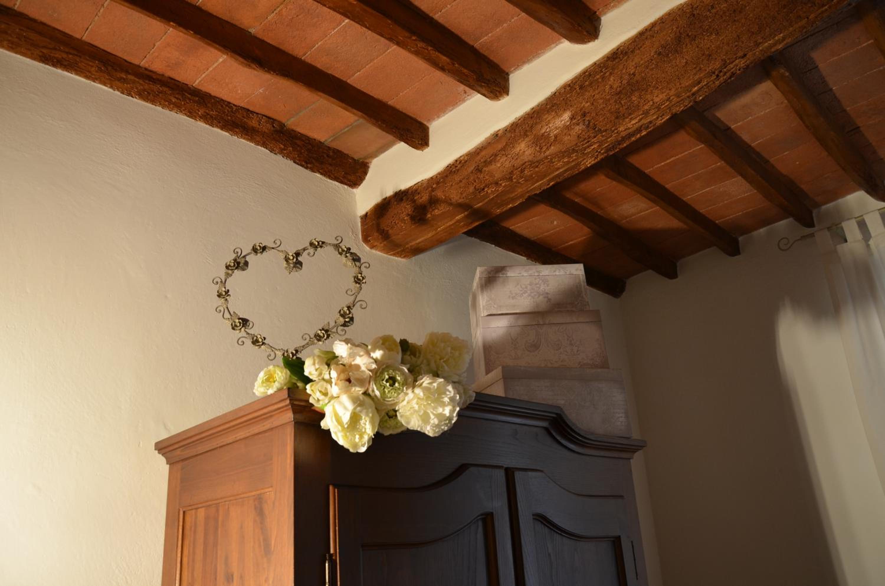 Double Room - Photo 13