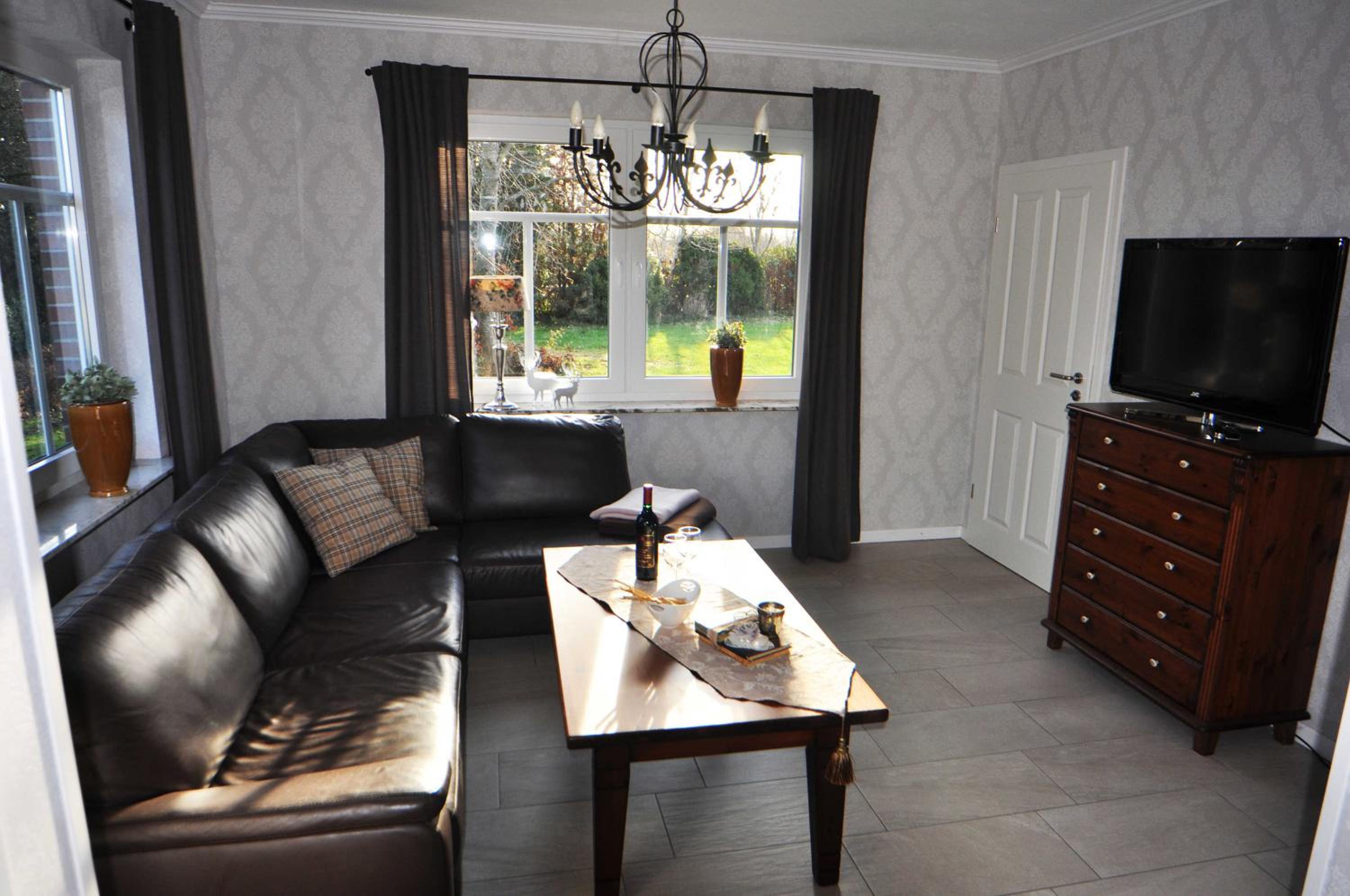 Two-Bedroom Apartment with Terrace photo 2