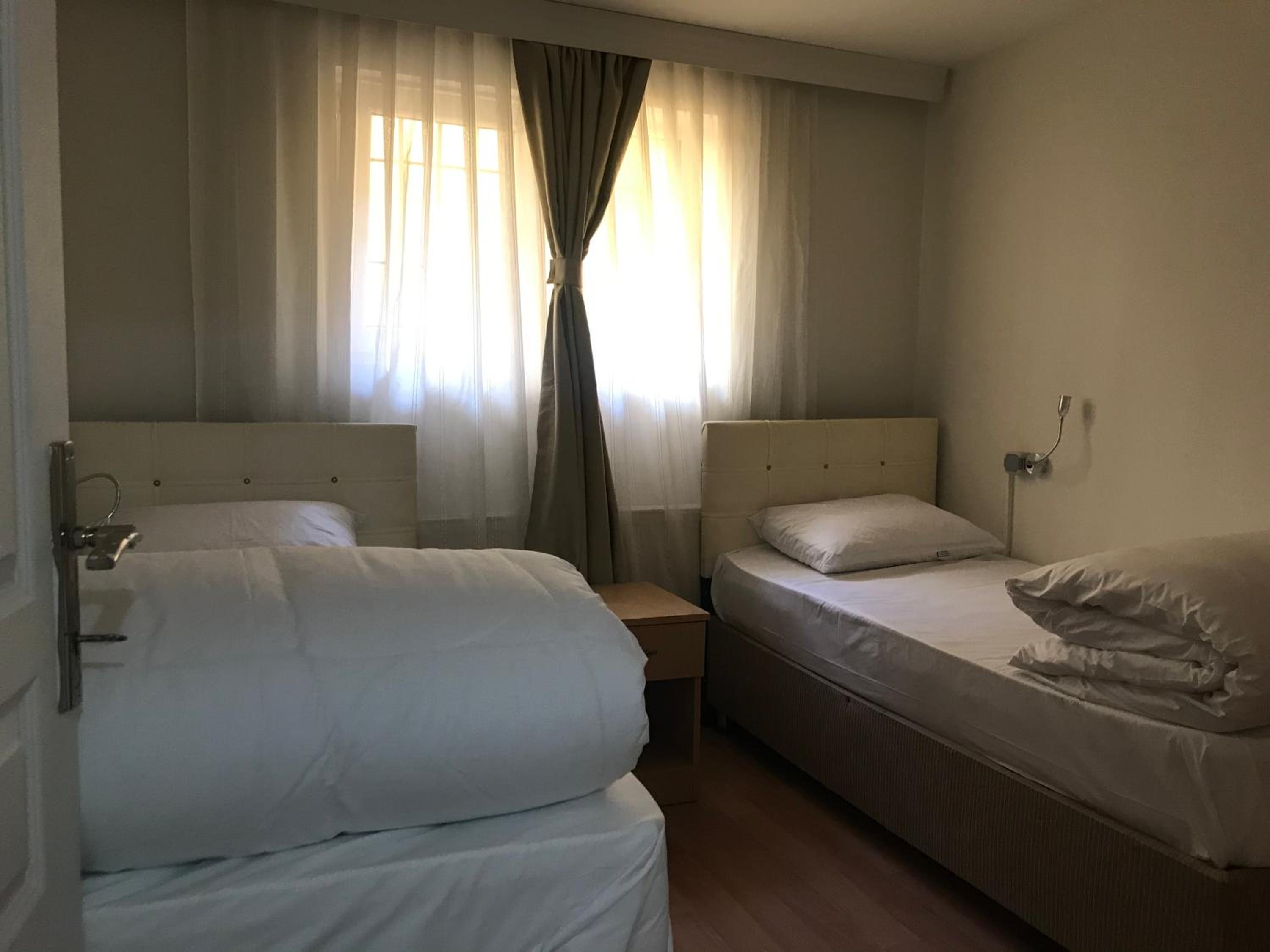 Budget Double or Twin Room photo 2