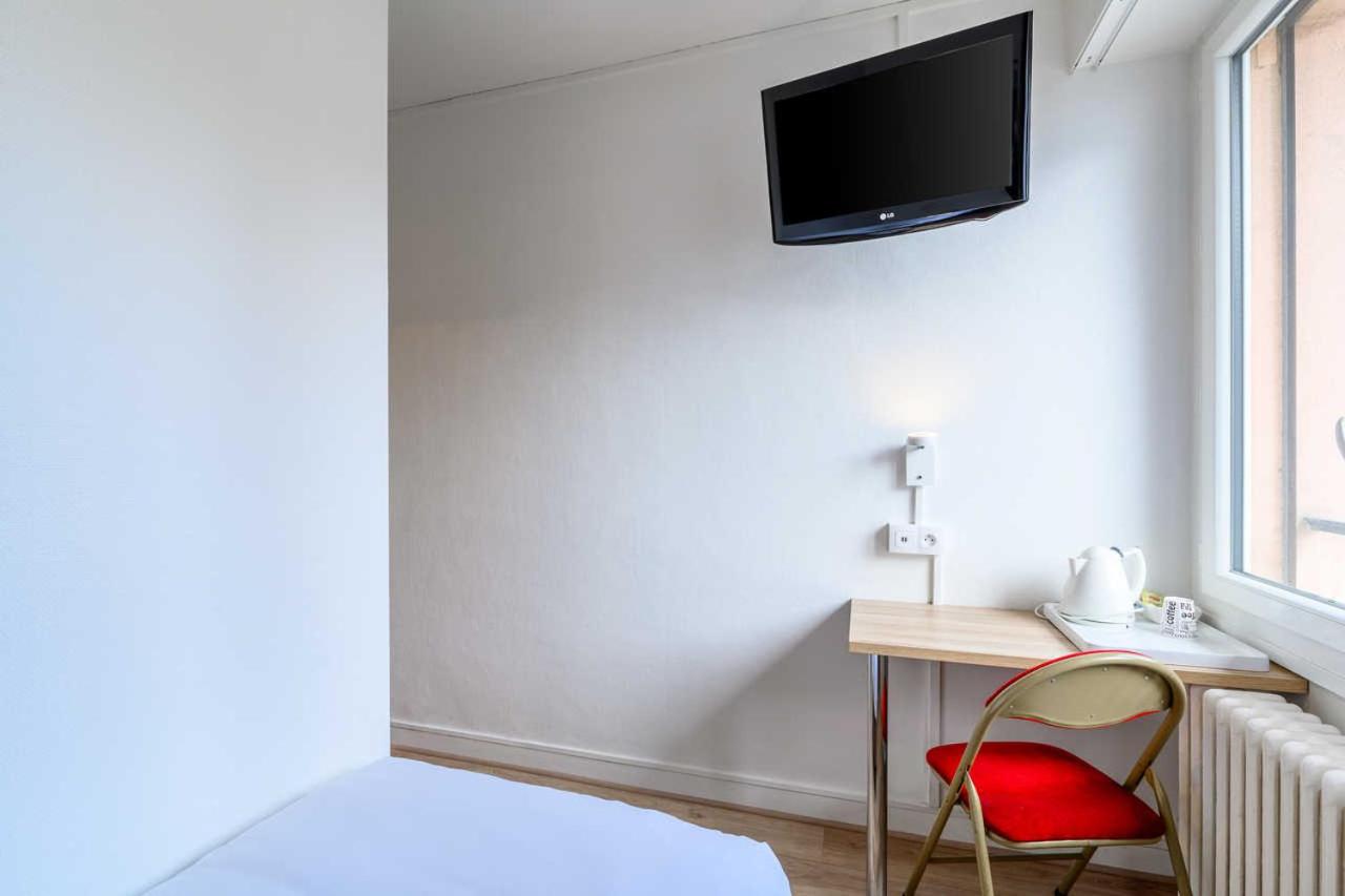 Single Room photo 3