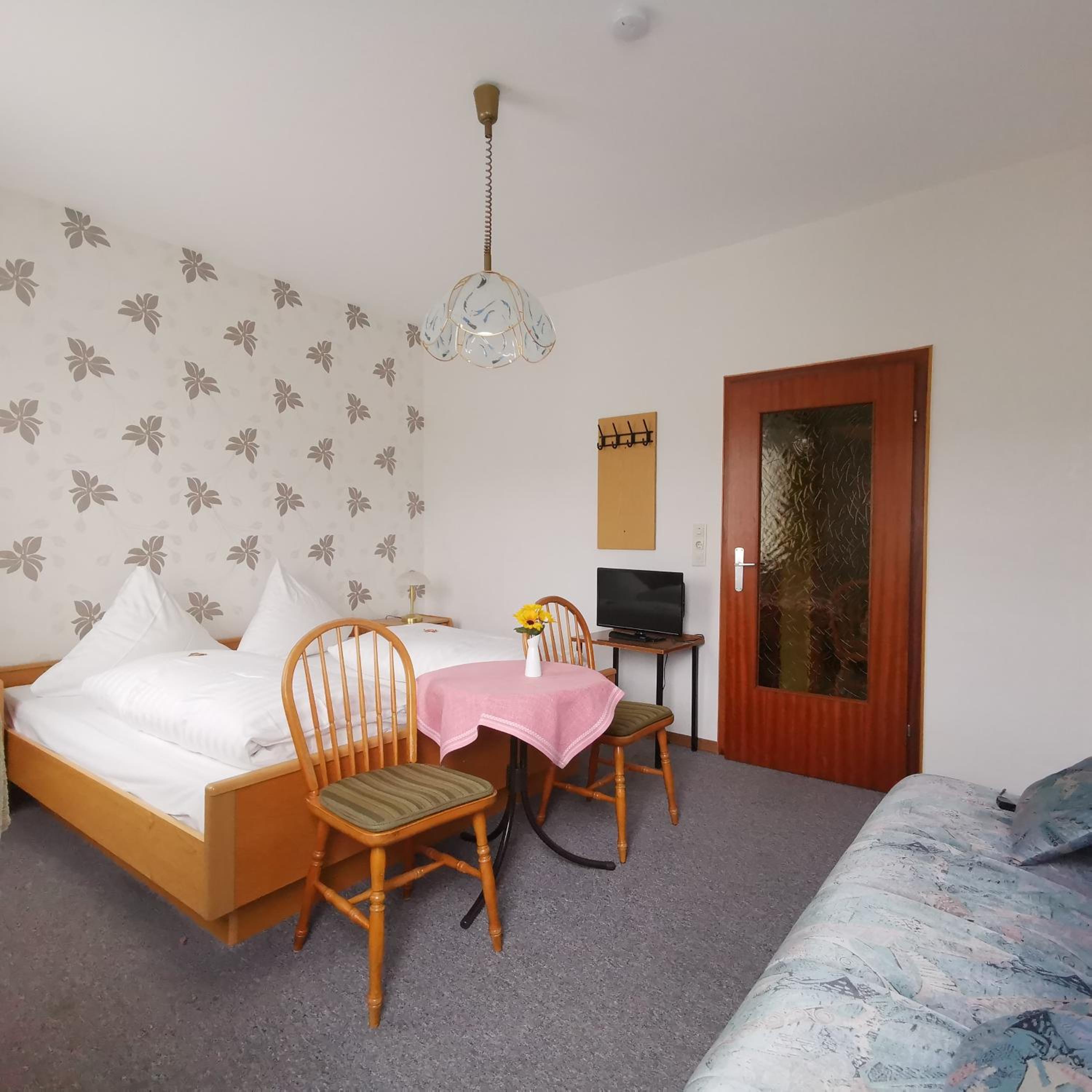 Double Room with Private Bathroom photo 1