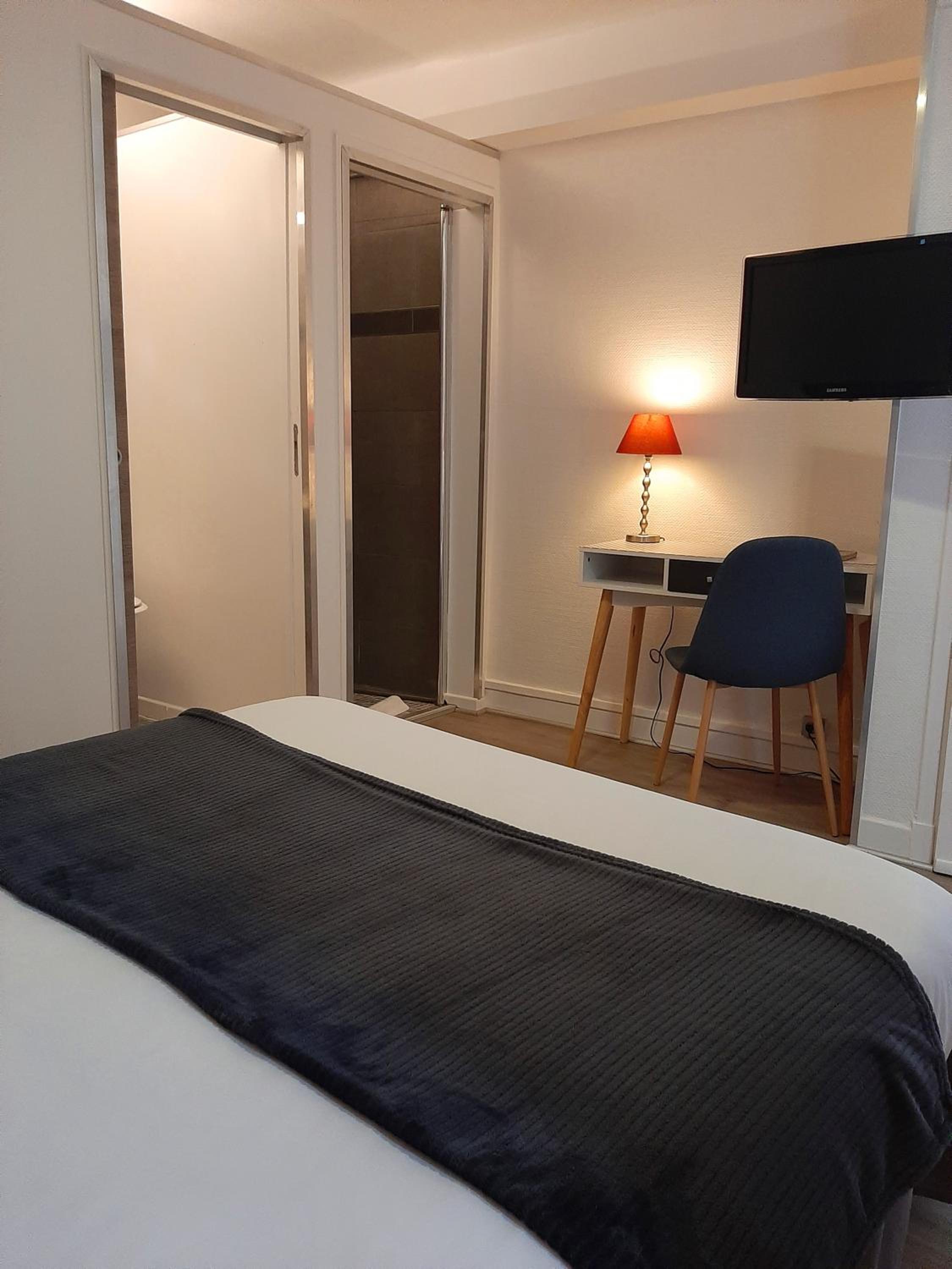 Double Room photo 3