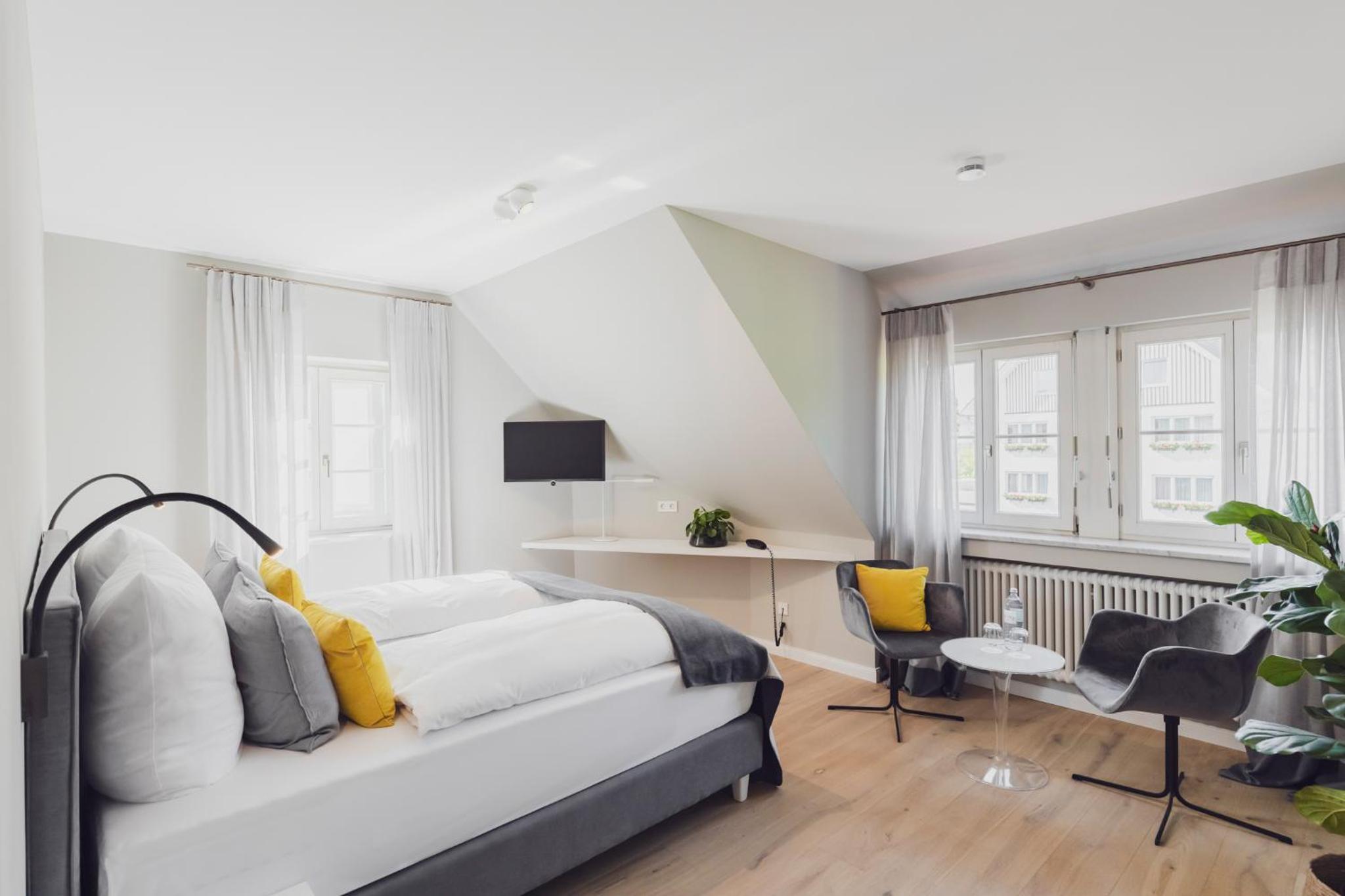 Double Room - Photo 3