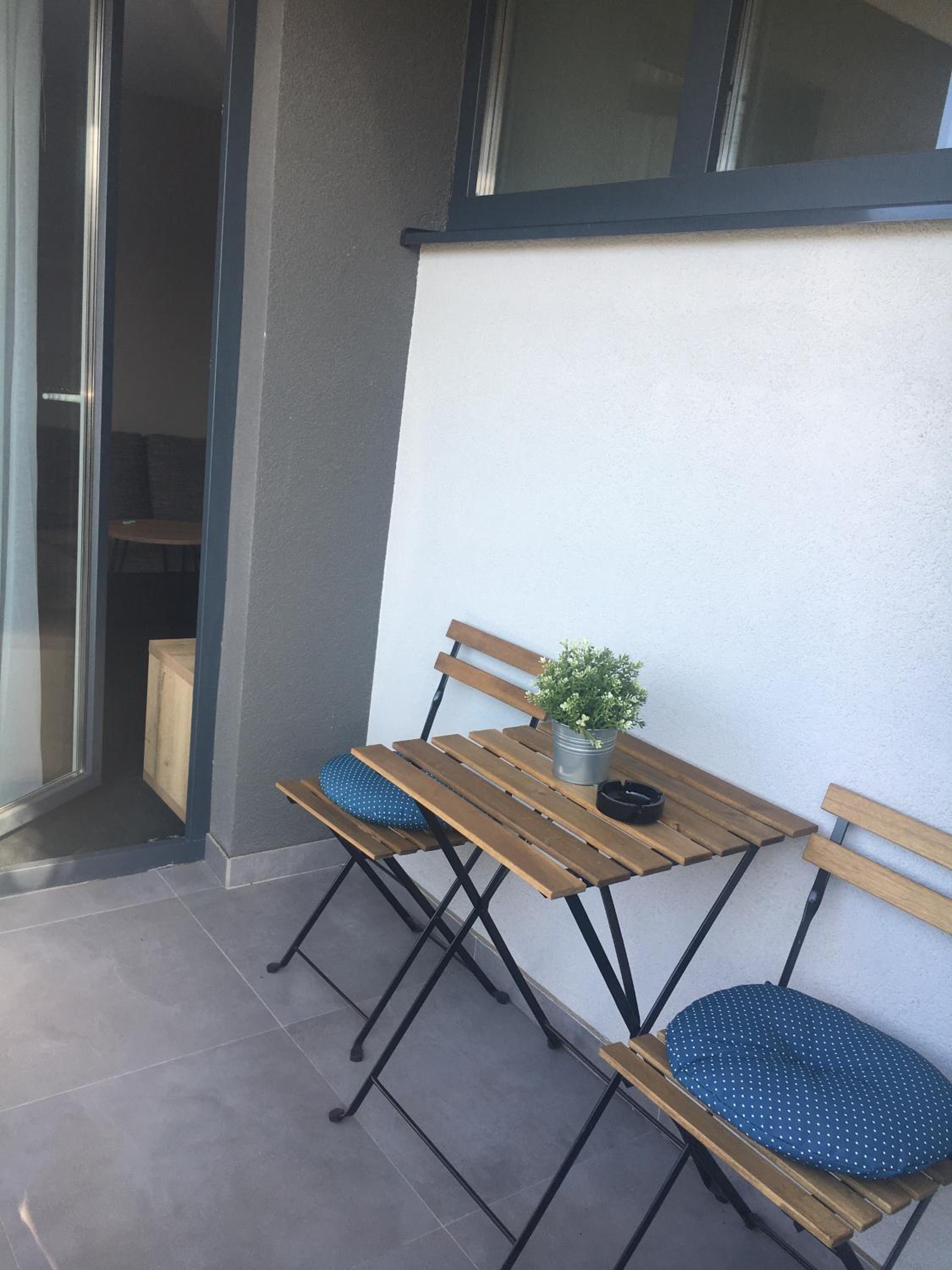 Apartment with Balcony