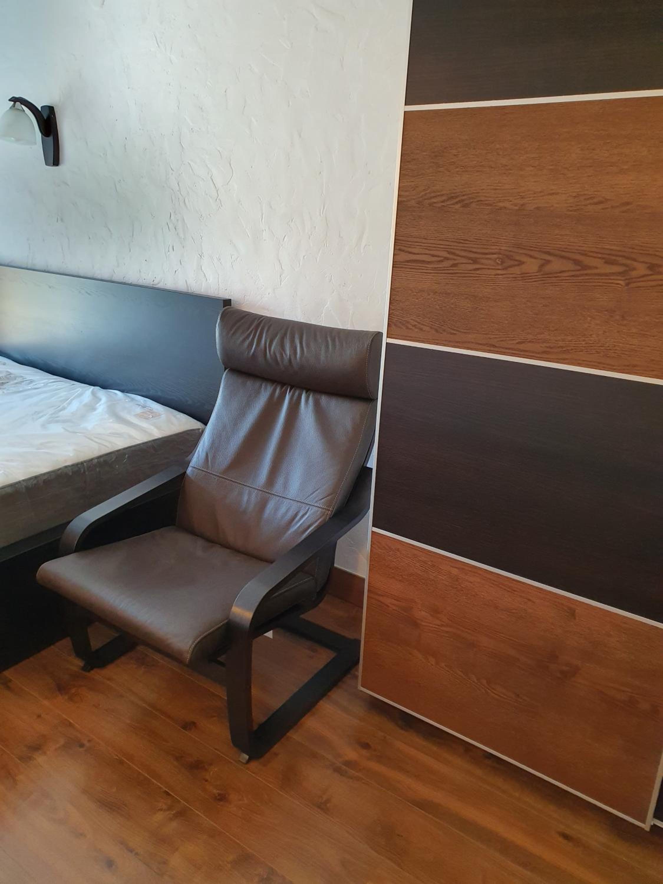 One-Bedroom Apartment - Photo 4