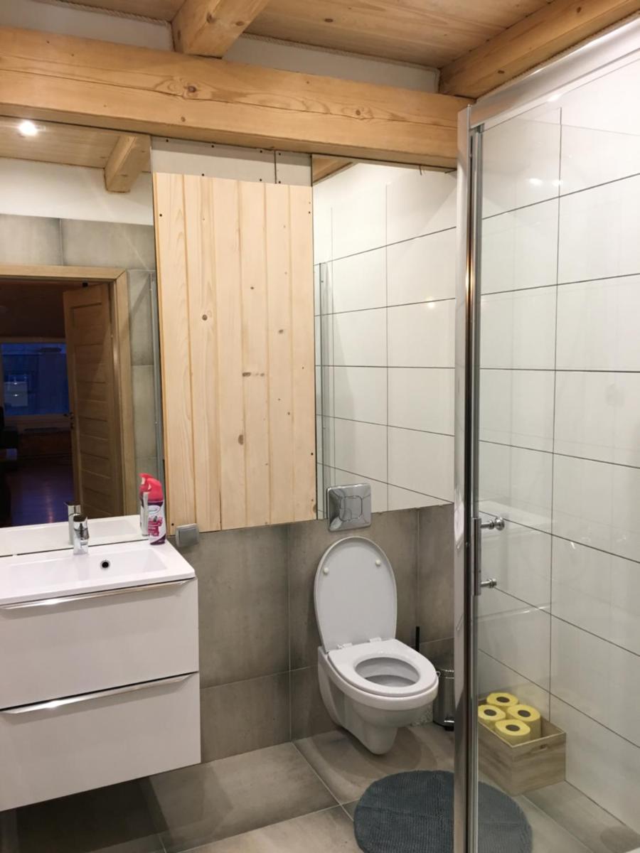 One-Bedroom Apartment - Photo 2