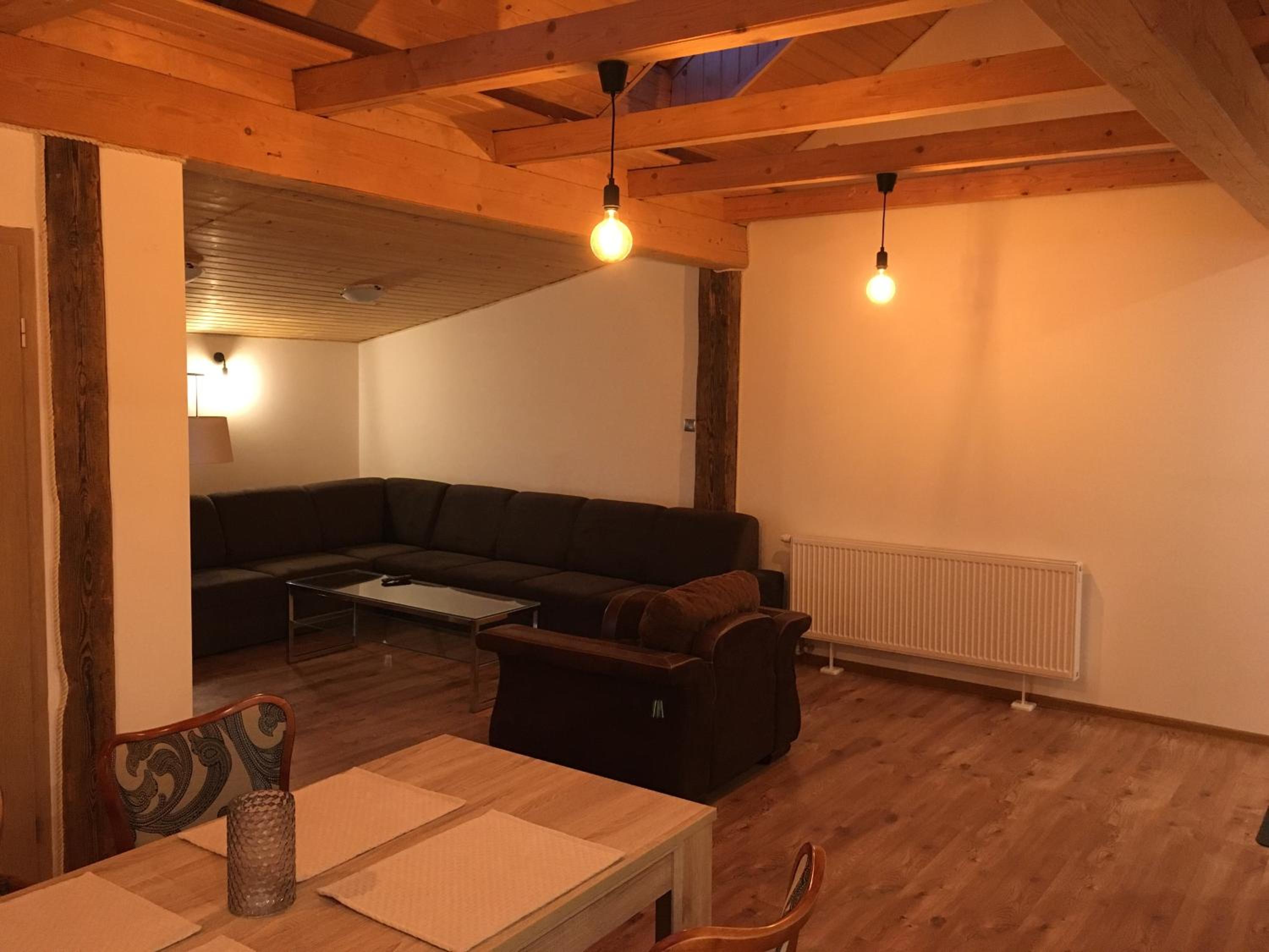 One-Bedroom Apartment - Photo 4