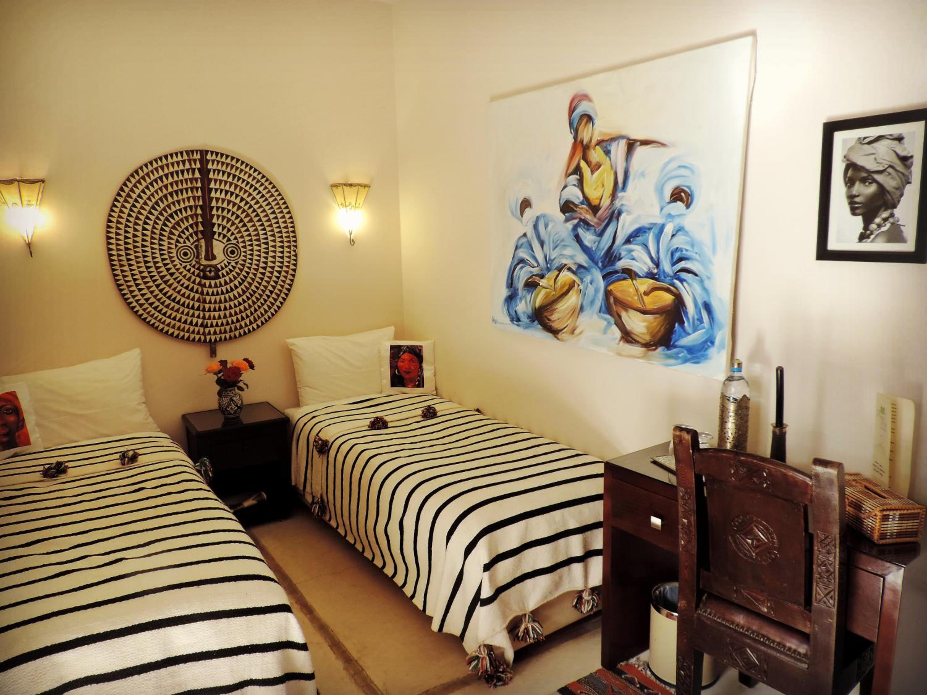 Twin Room - Photo 5