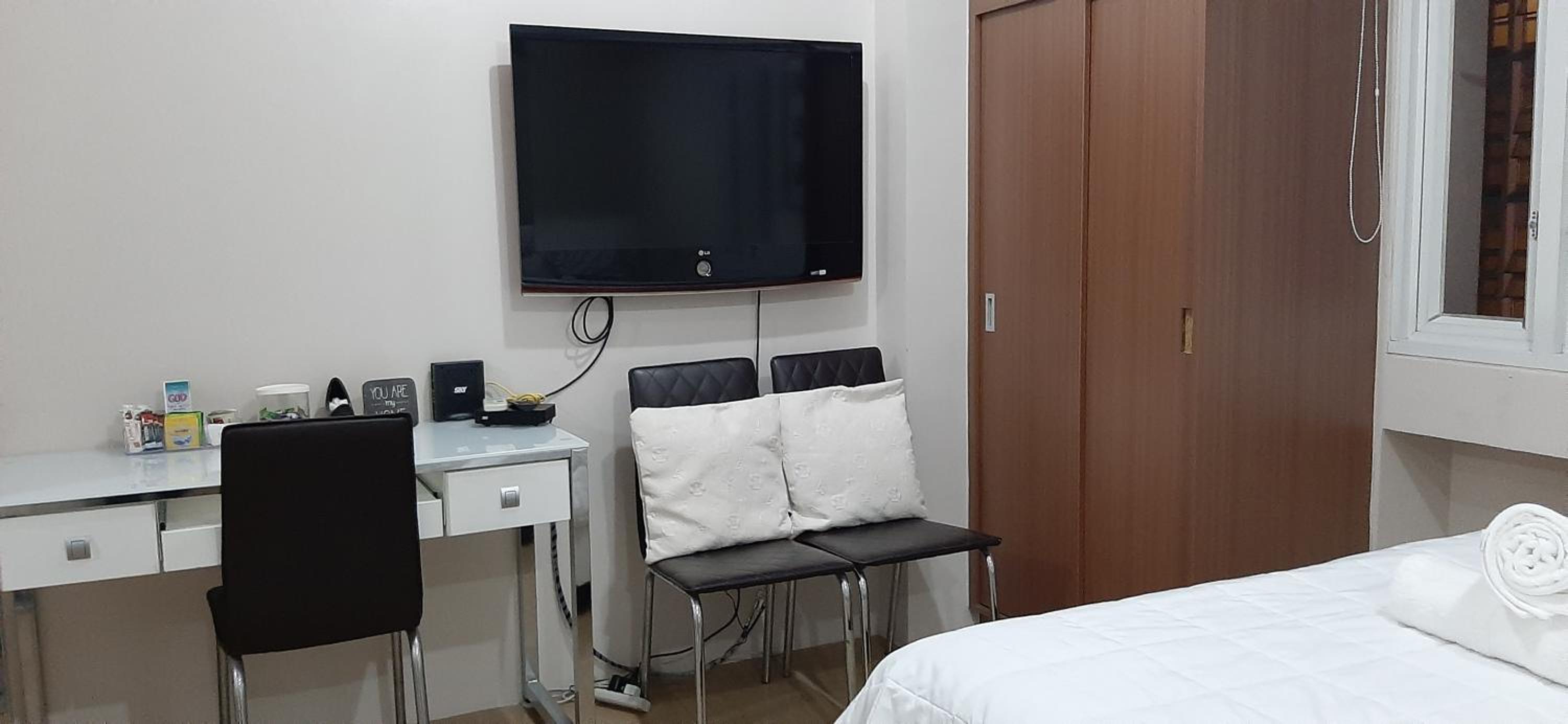 Studio Apartment - Photo 3