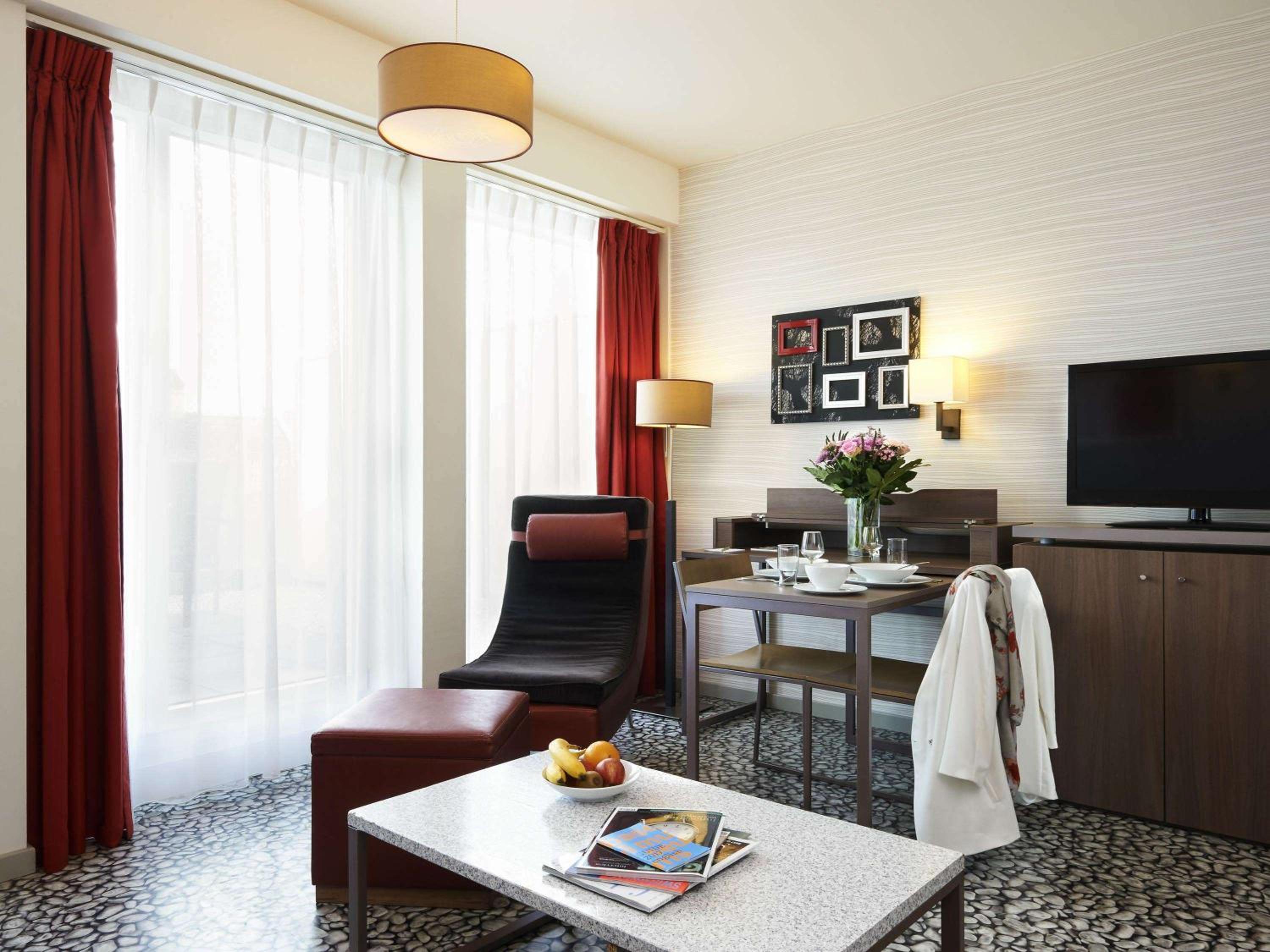 Superior One-Bedroom Apartment with Balcony (4 Adults) - Photo 3