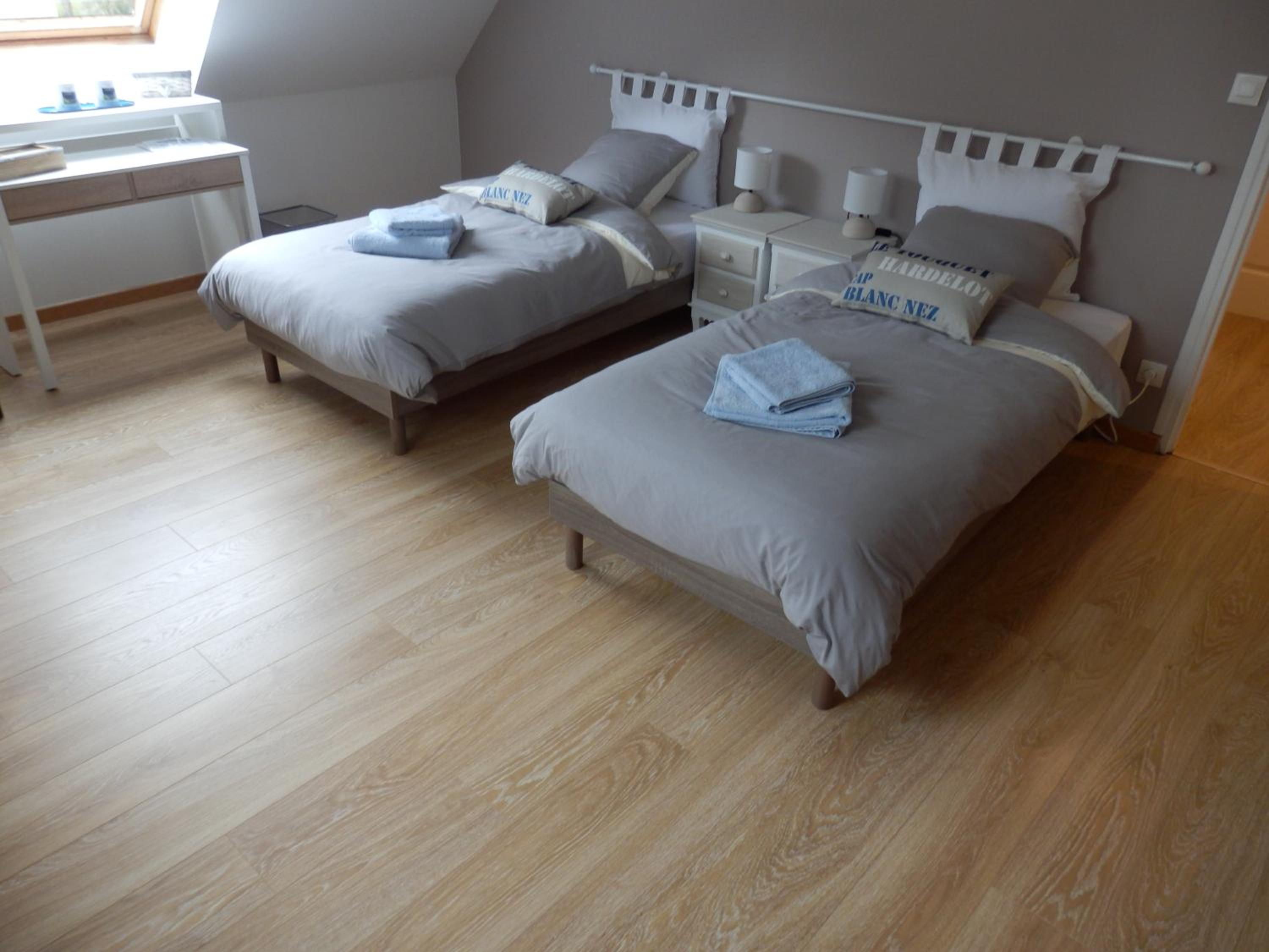 Large Twin Room photo 3