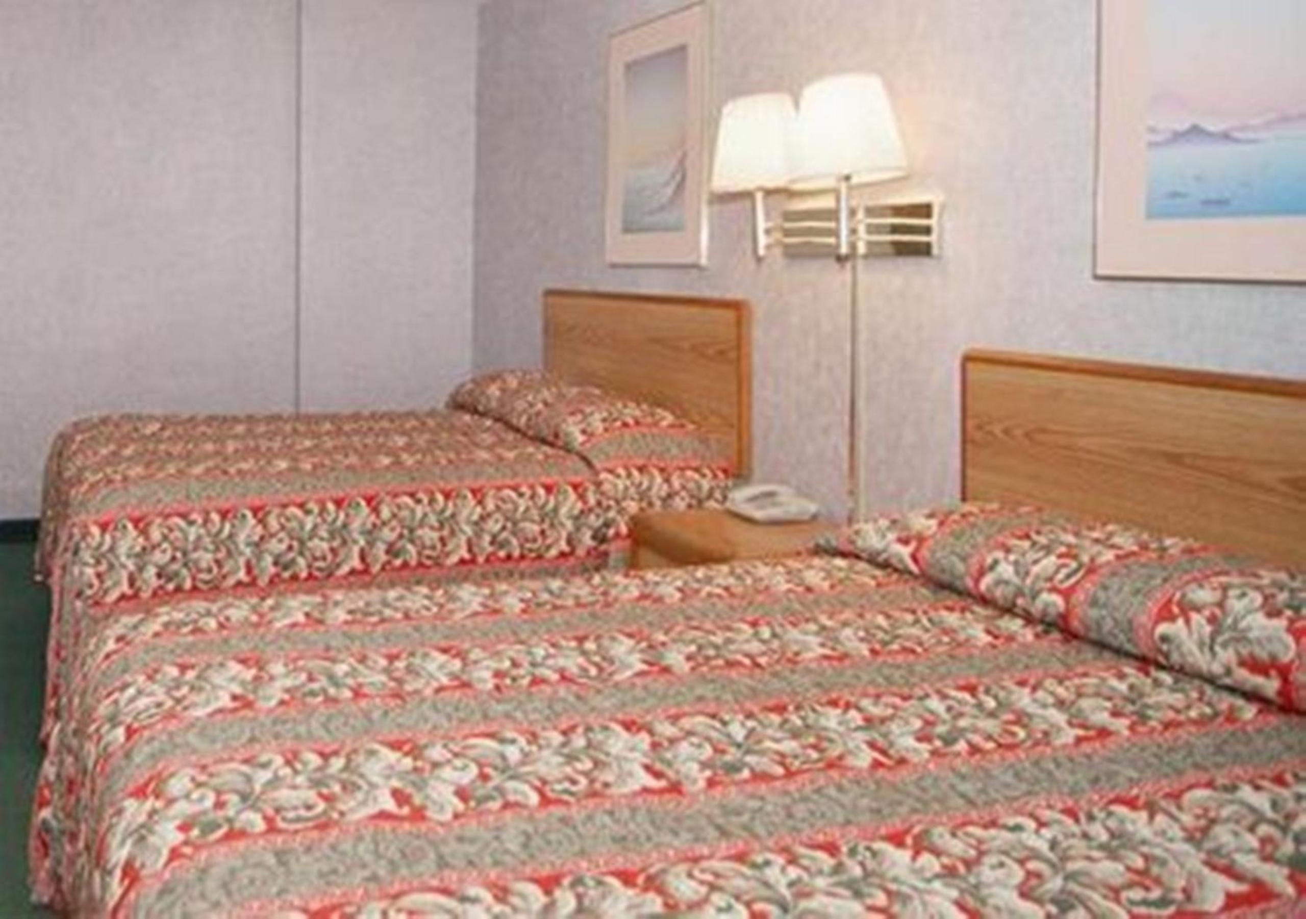 Double Room with Two Double Beds - Smoking